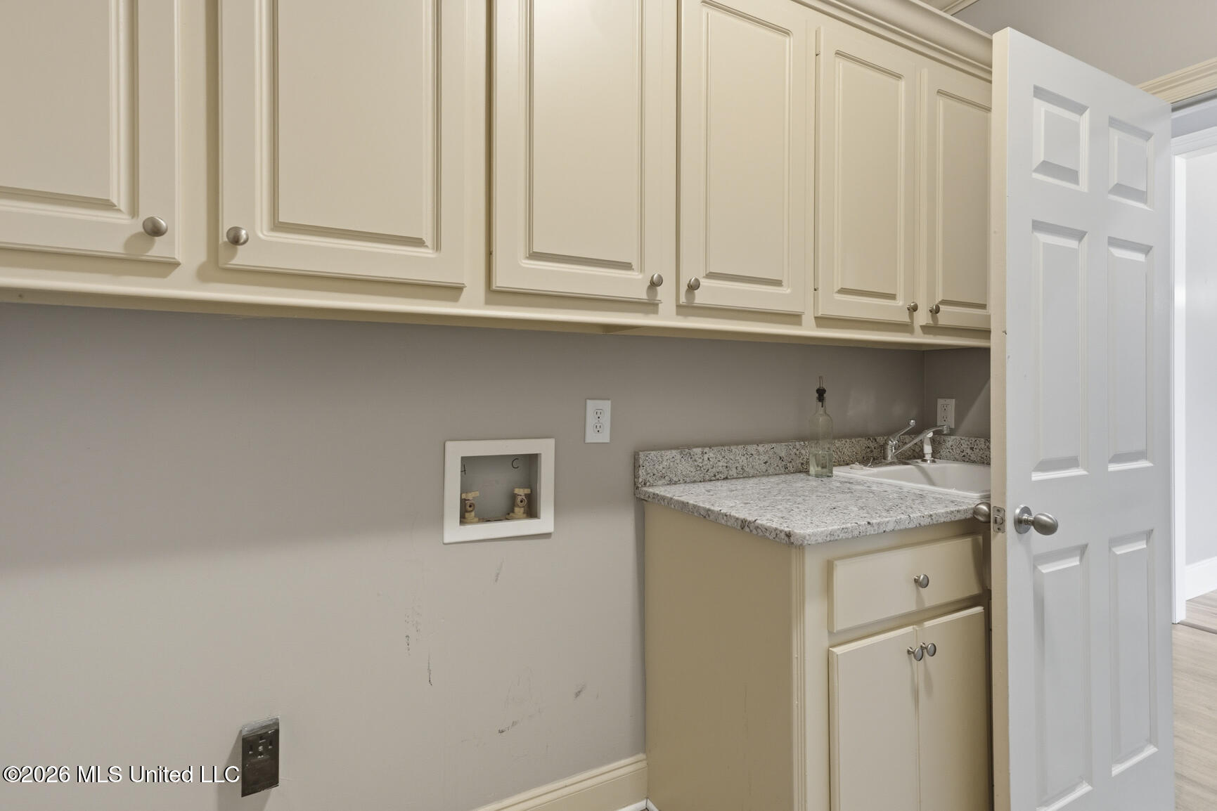 143 Covey Run Property Photo 28