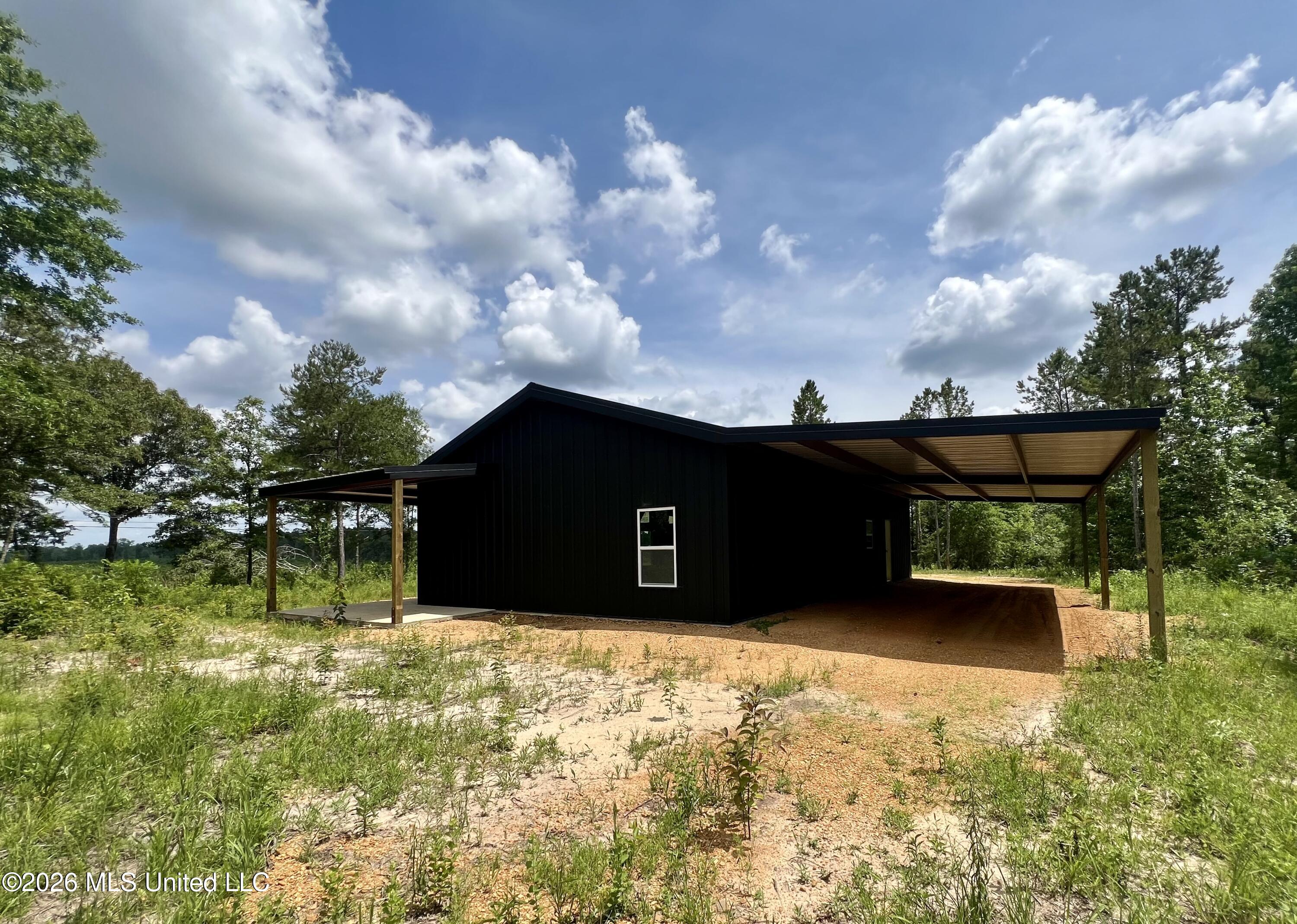 169 Holmesville Road Property Photo 6