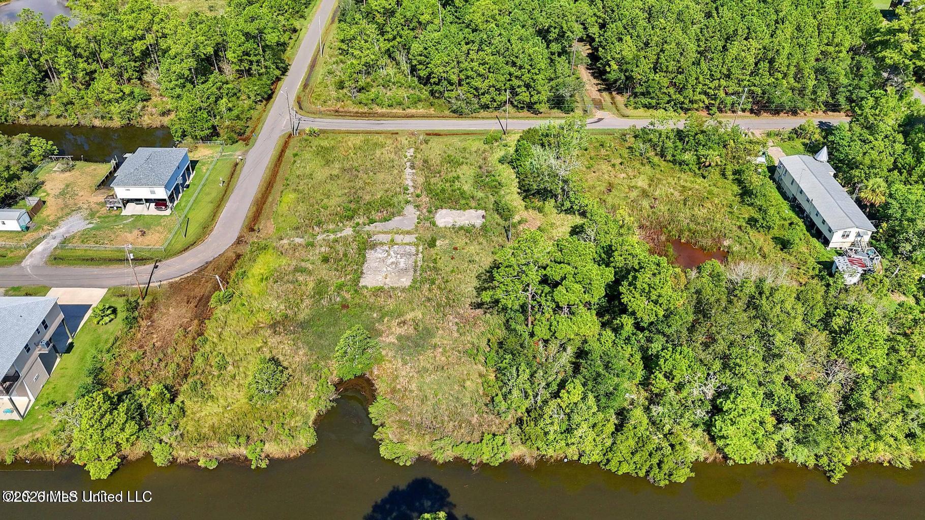 10010 E Bayou View Drive Property Photo 5