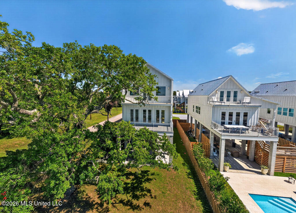 26478 W Beach Boulevard Property Photo 2