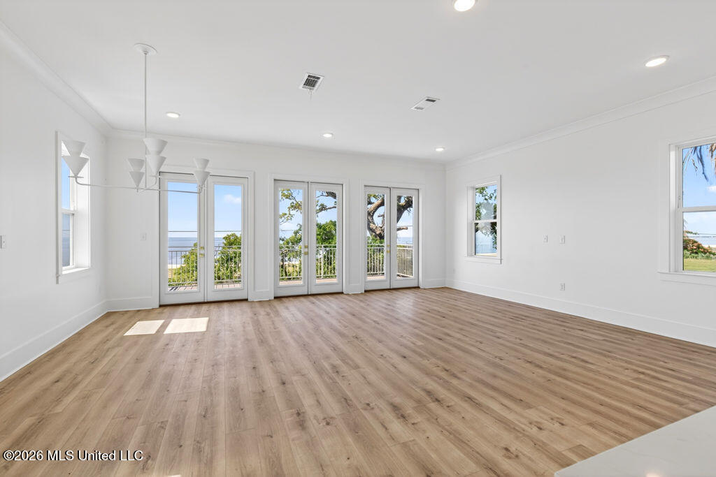 26478 W Beach Boulevard Property Photo 3