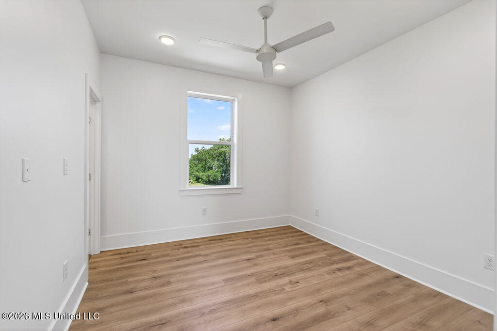 26478 W Beach Boulevard Property Photo 32