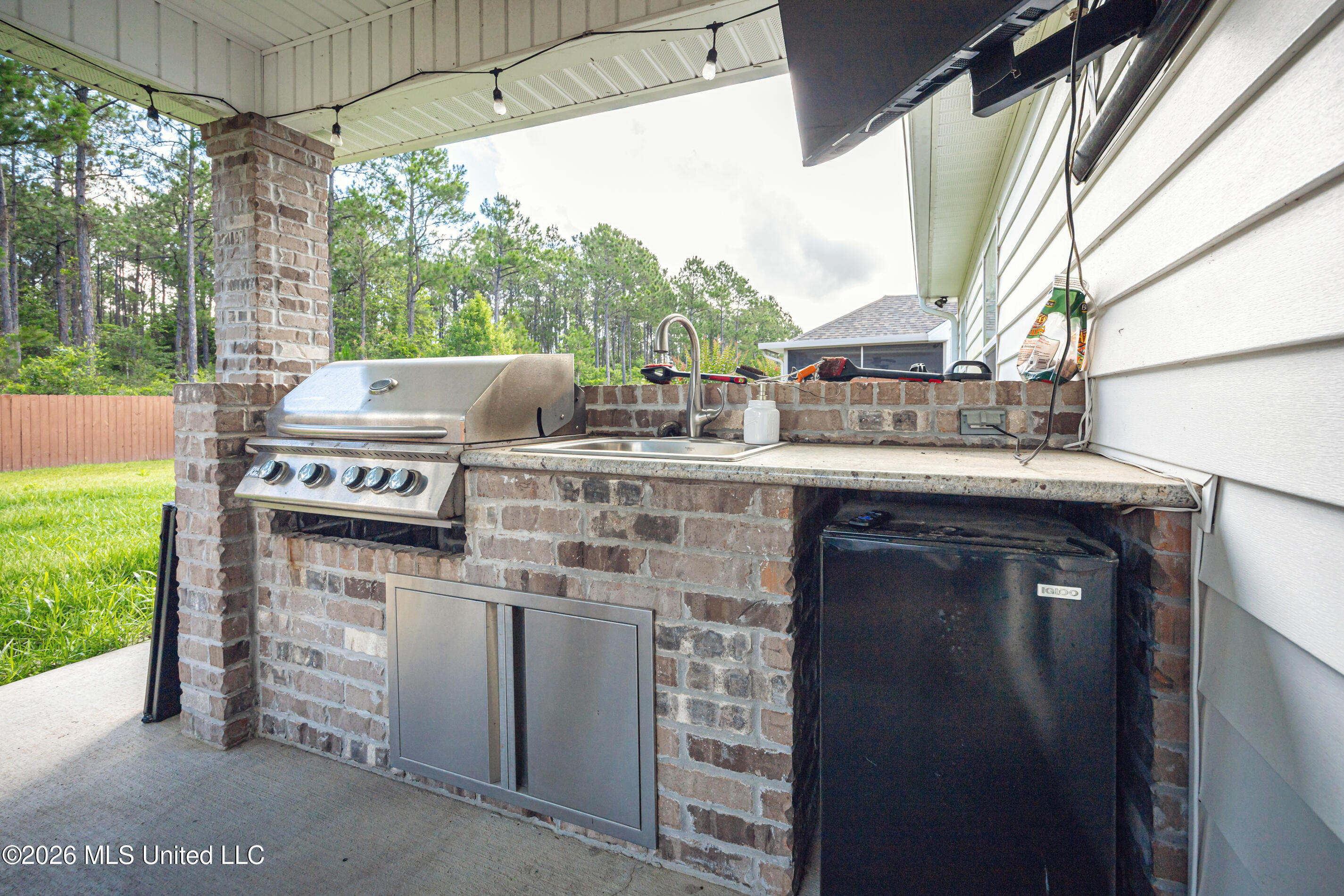 211 Madison Place Drive Property Photo 55