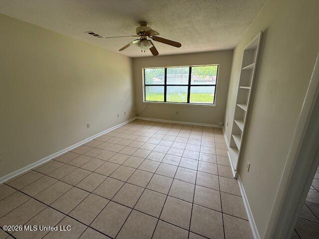 125 Clarence Drive Property Photo 2