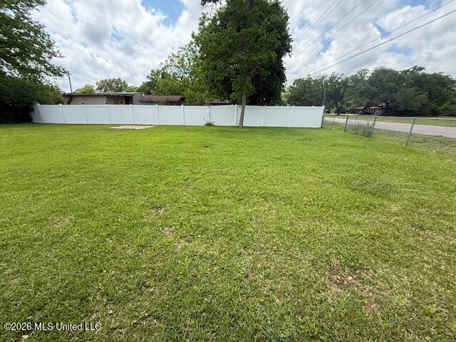125 Clarence Drive Property Photo 12