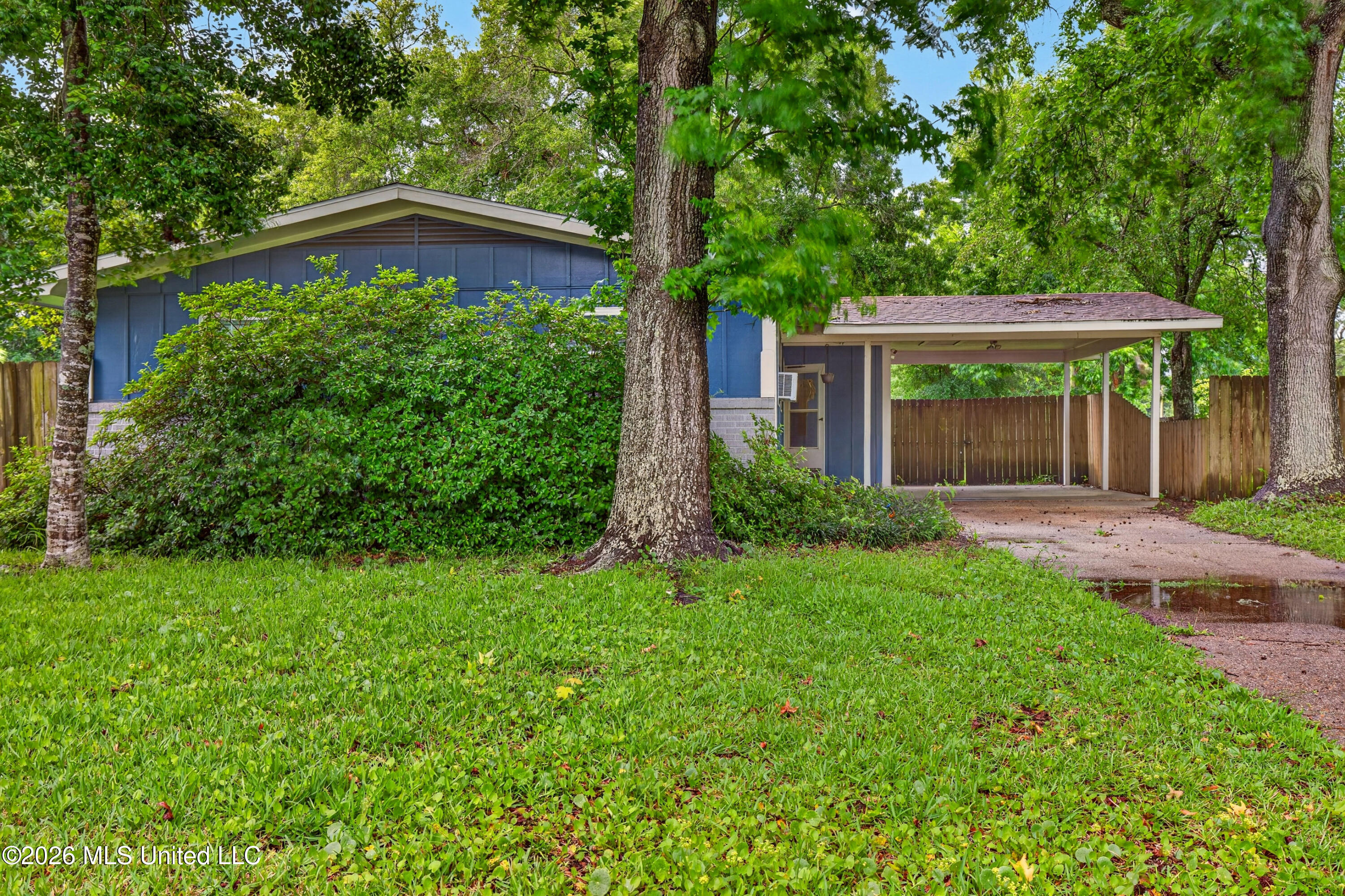 4502 New Hope Avenue Property Photo 3