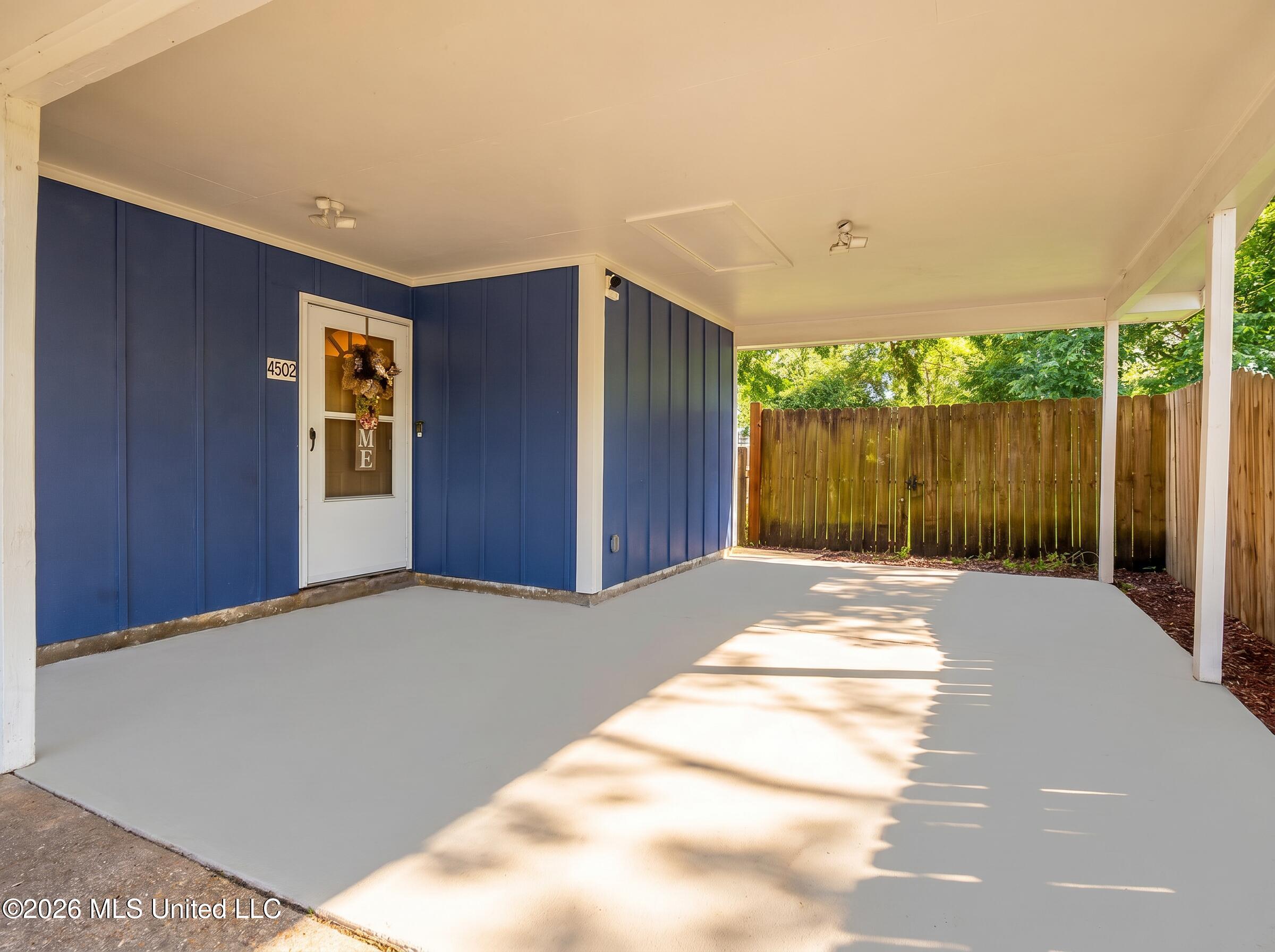 4502 New Hope Avenue Property Photo 6