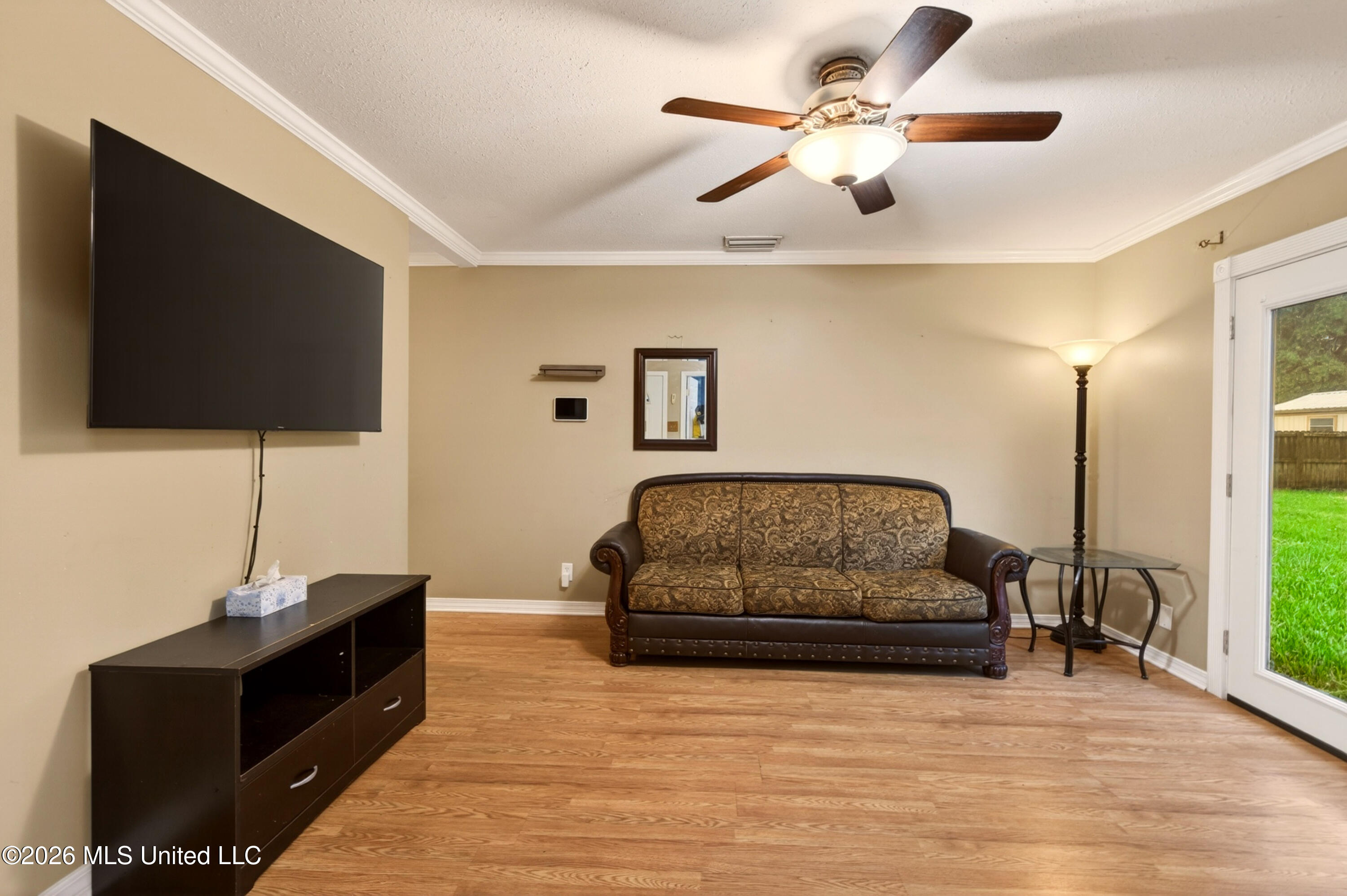 4502 New Hope Avenue Property Photo 9