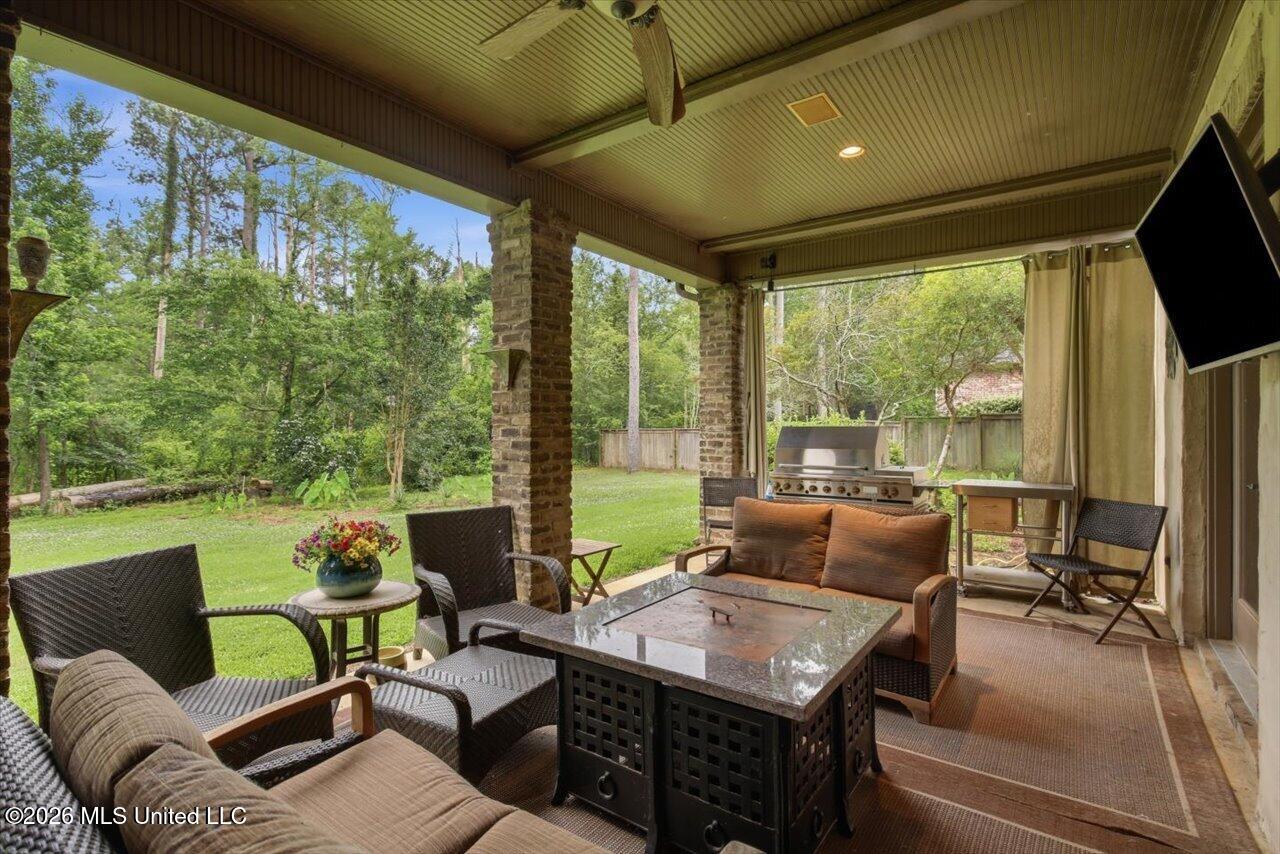 385 Kingsbridge Road Property Photo 31