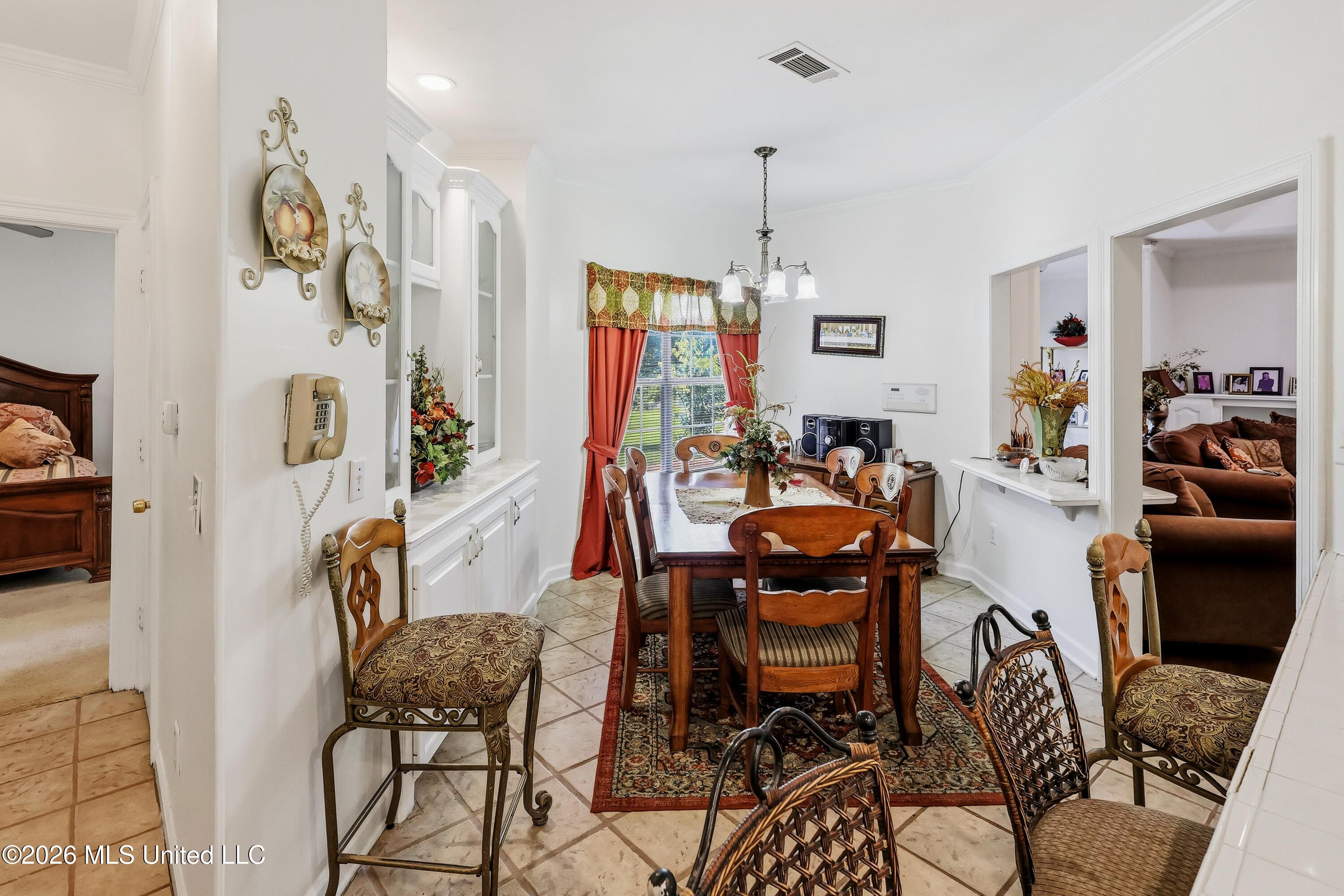 1861 Sharon Road Property Photo 9