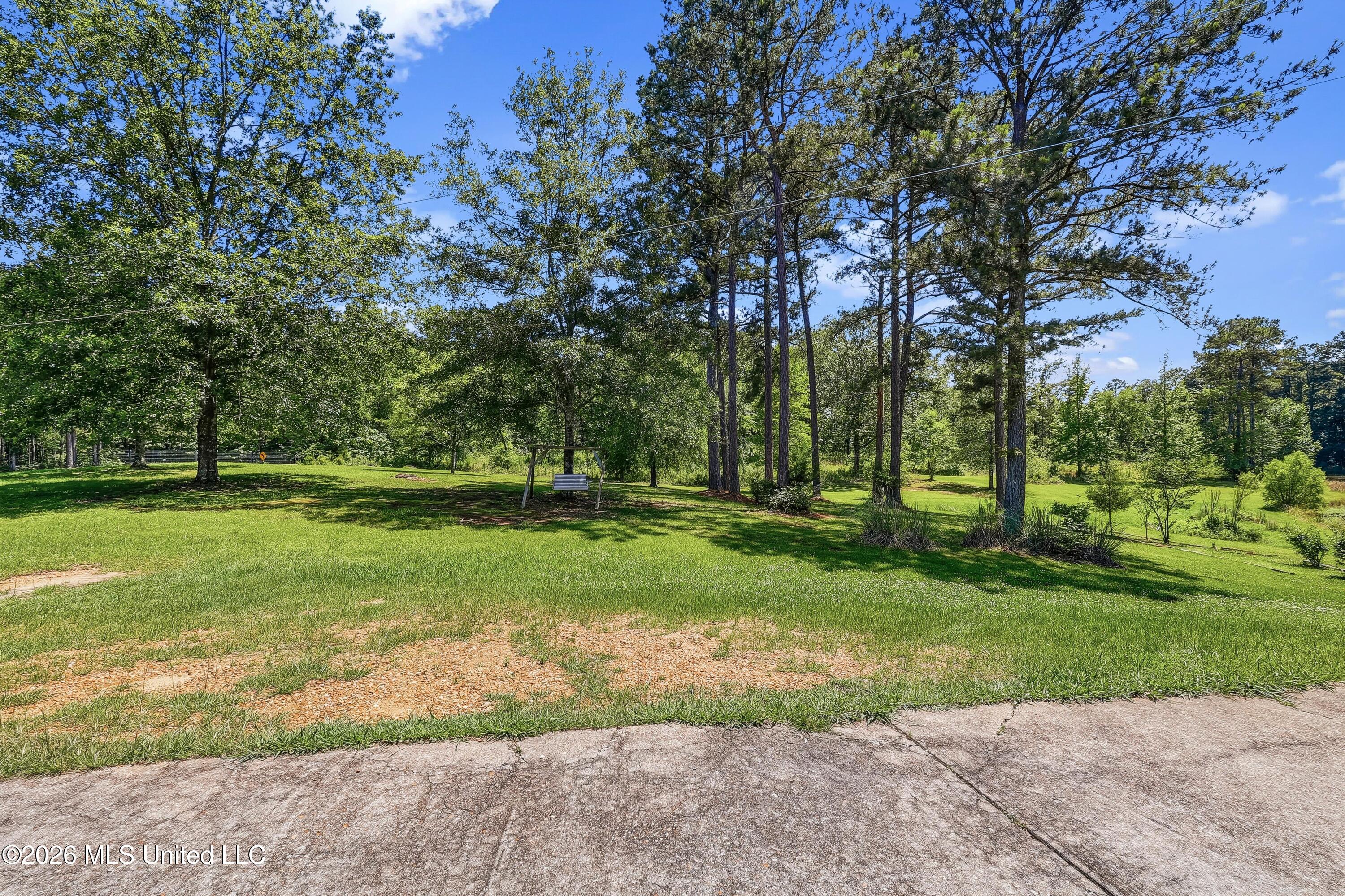 1861 Sharon Road Property Photo 32