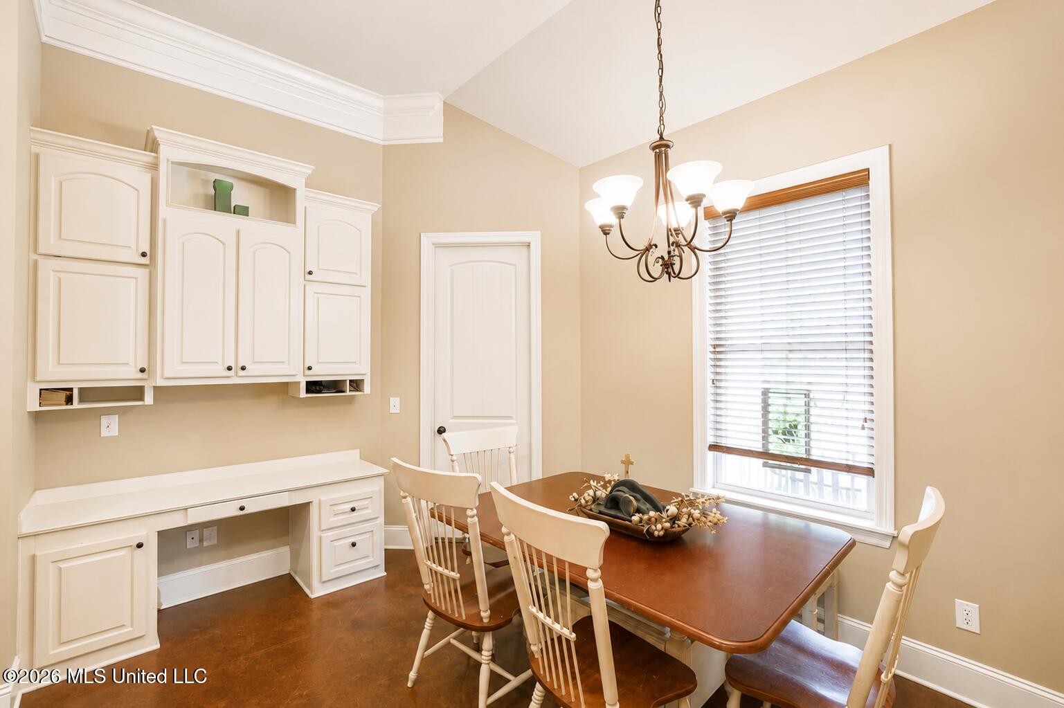 115 Woodburn Way Property Photo 8