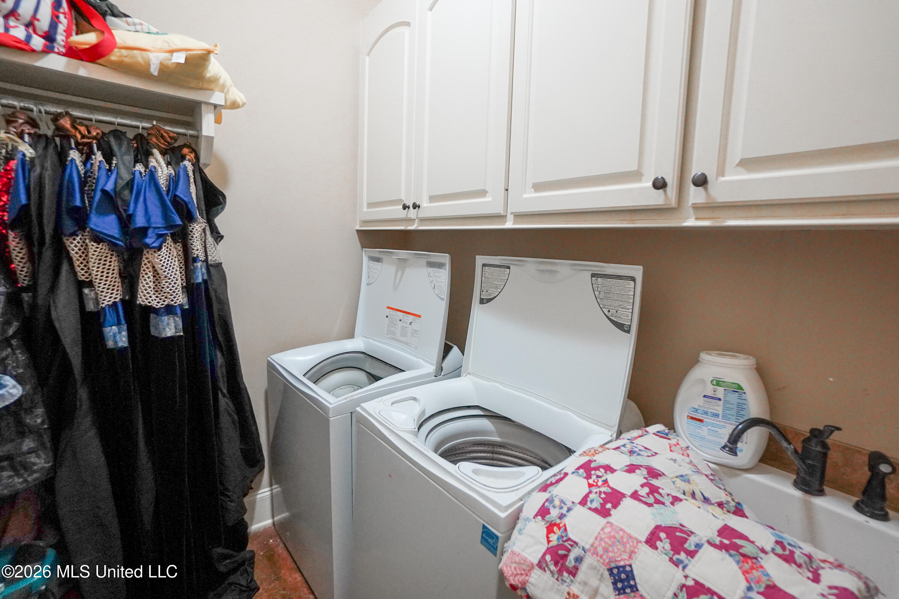 115 Woodburn Way Property Photo 16