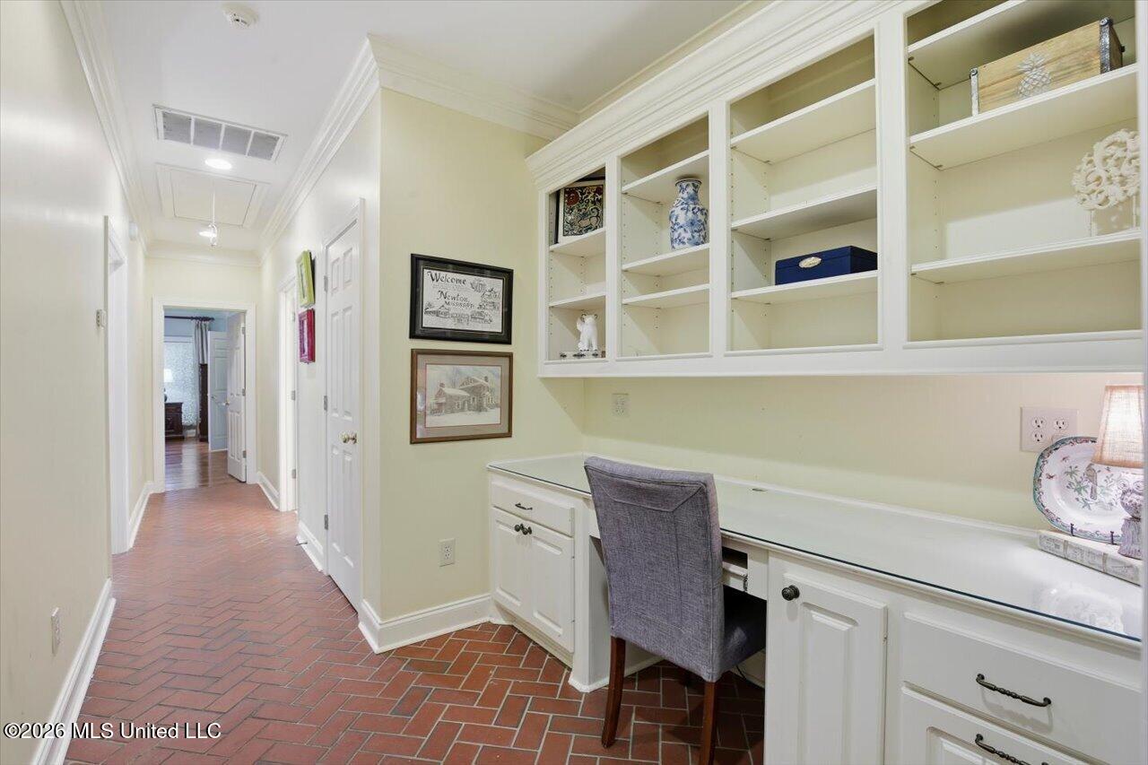 306 Remington Drive Property Photo 26