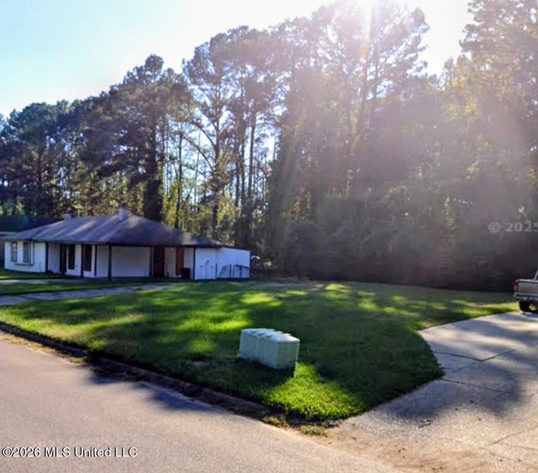 Oak Grove Lane Property Photo 3