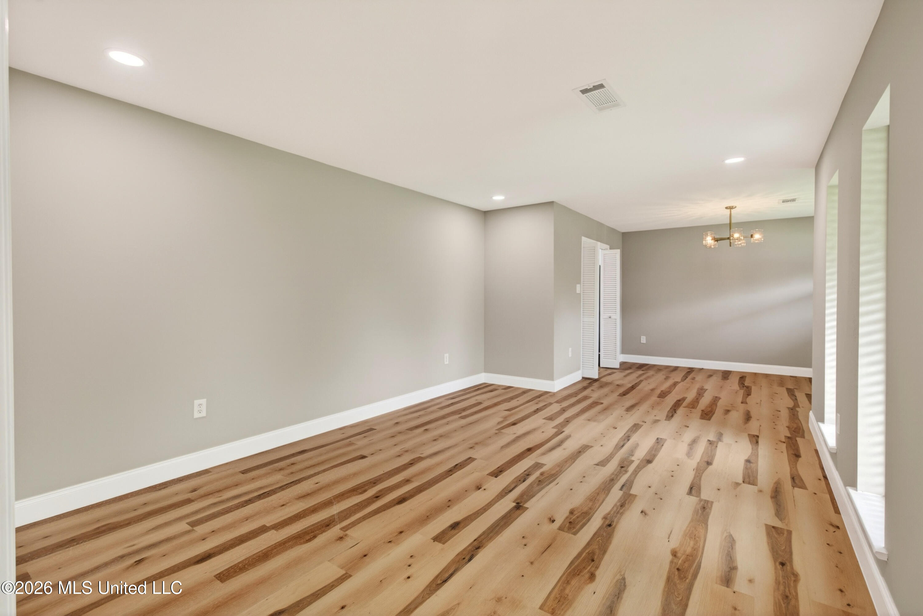 6 Pecan Circle Property Photo 5