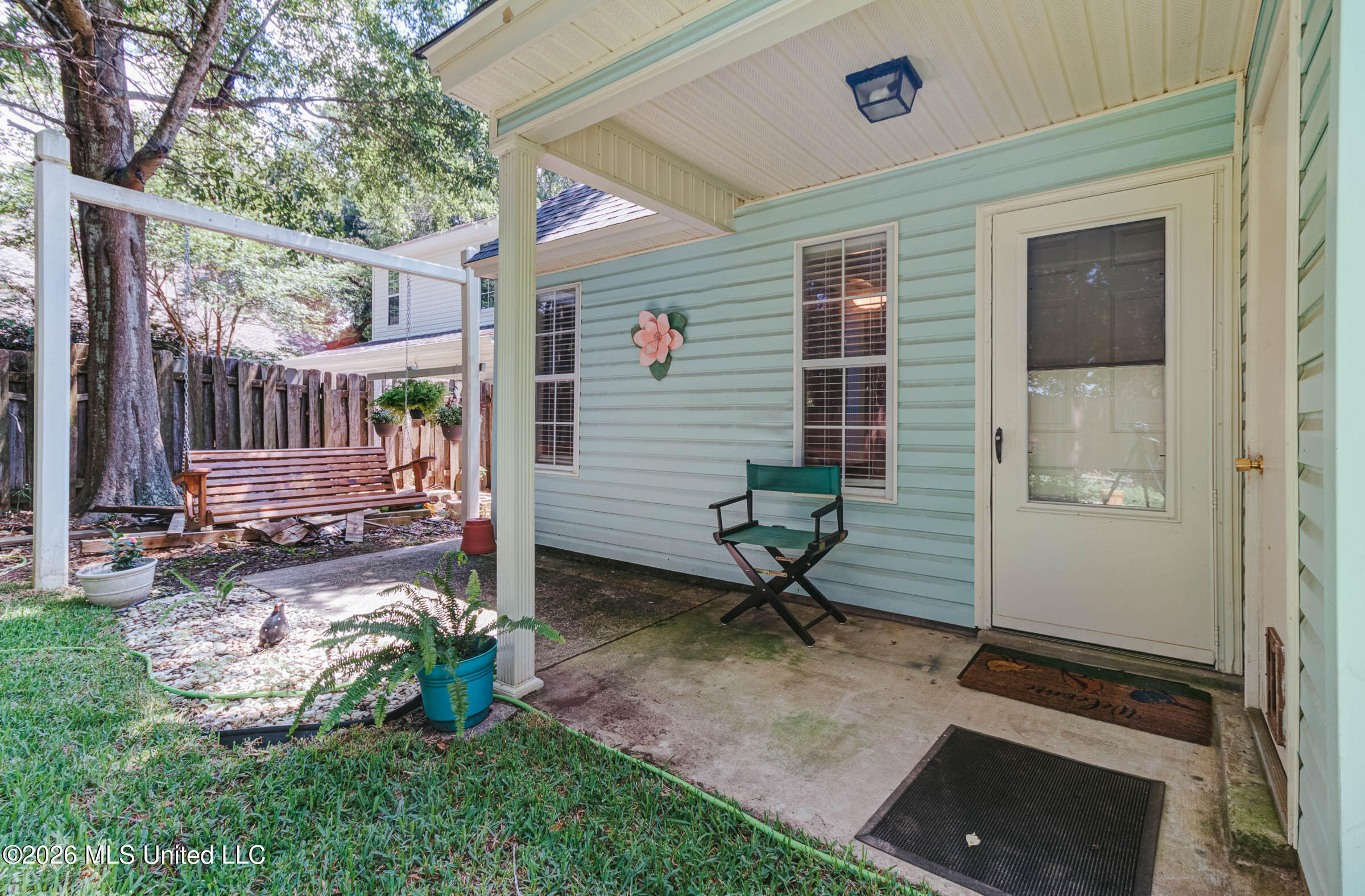517 Heatherstone Circle Property Photo 20