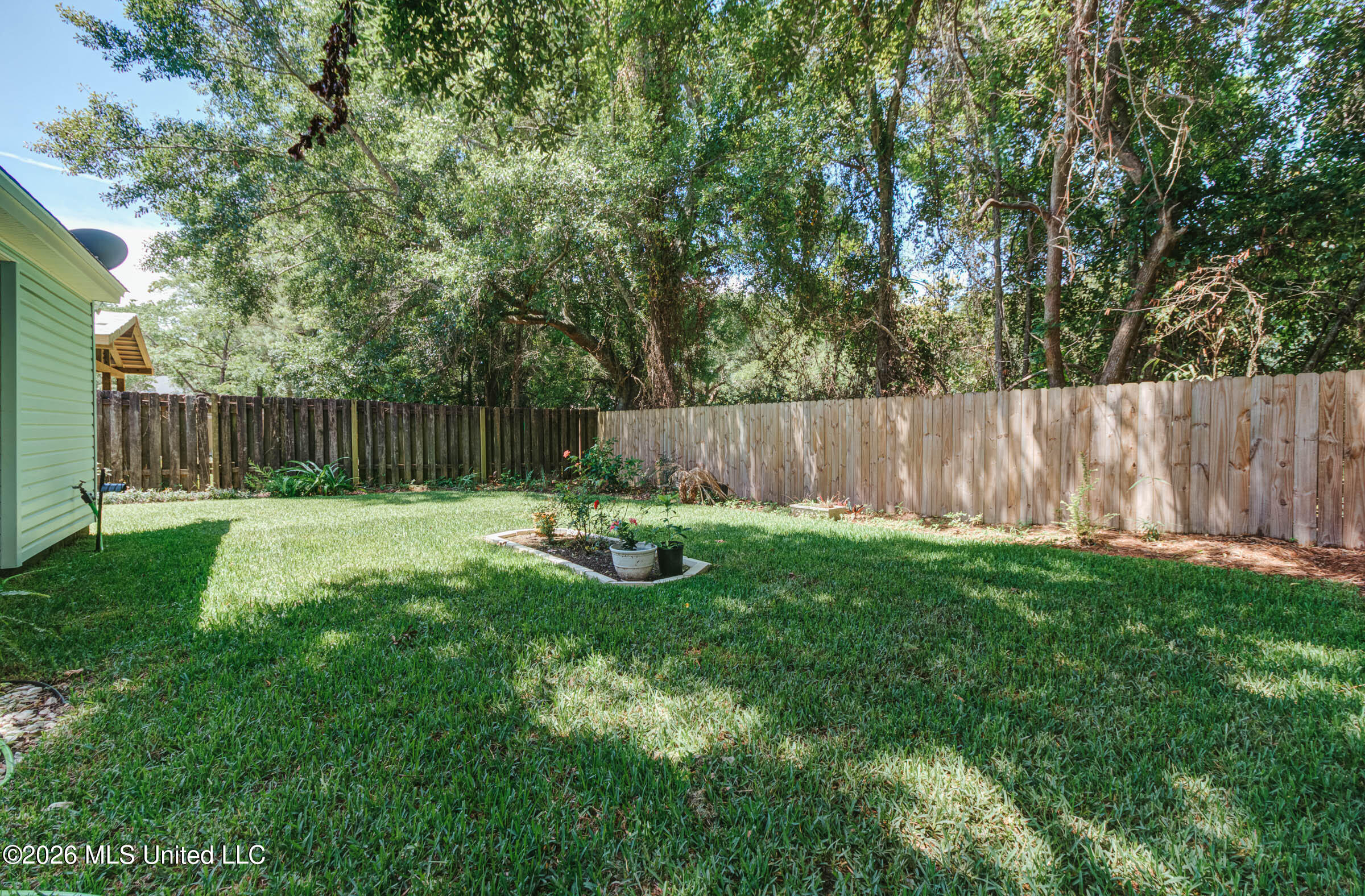 517 Heatherstone Circle Property Photo 21