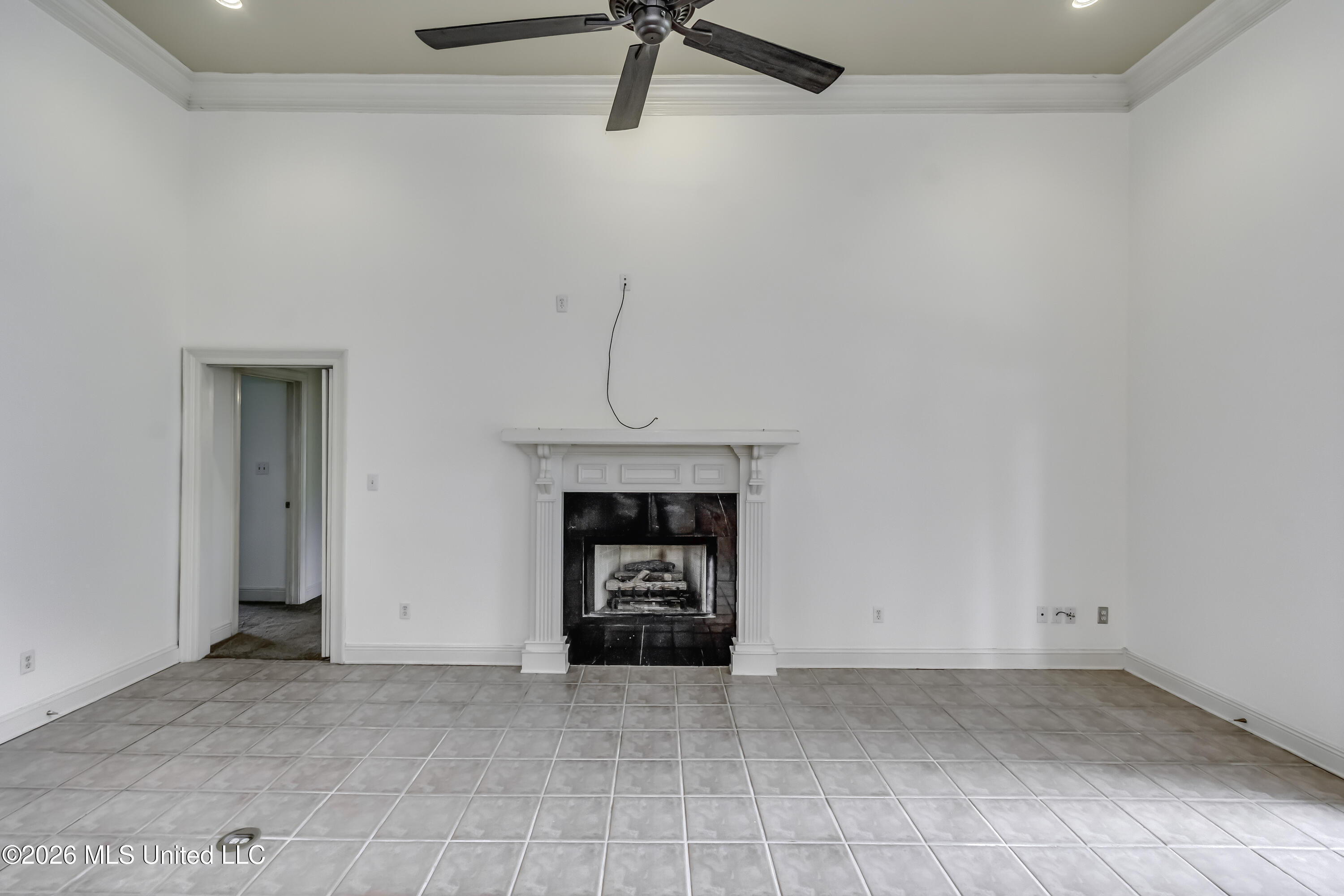 137 Whisper Lake Boulevard Property Photo 10