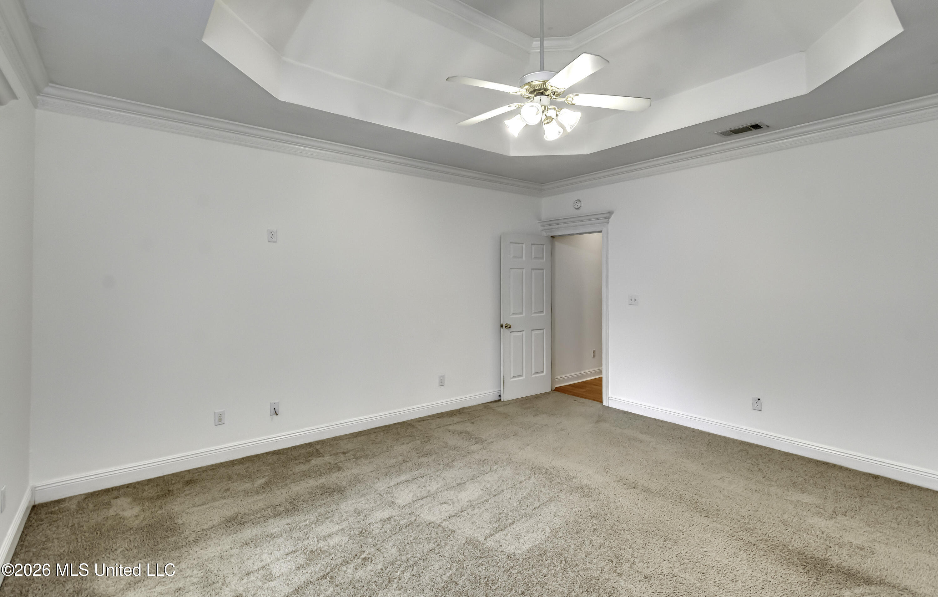 137 Whisper Lake Boulevard Property Photo 30