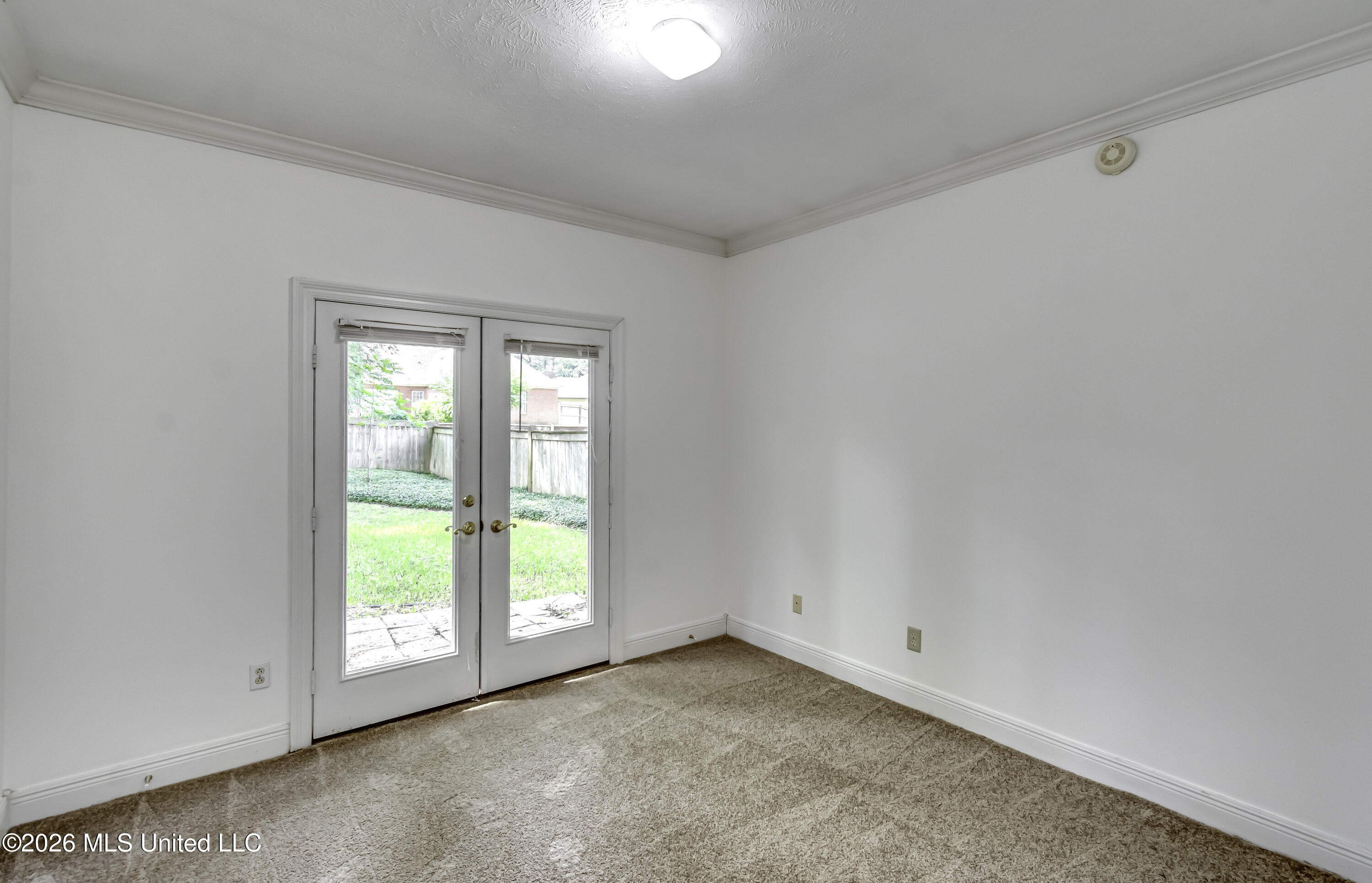 137 Whisper Lake Boulevard Property Photo 33