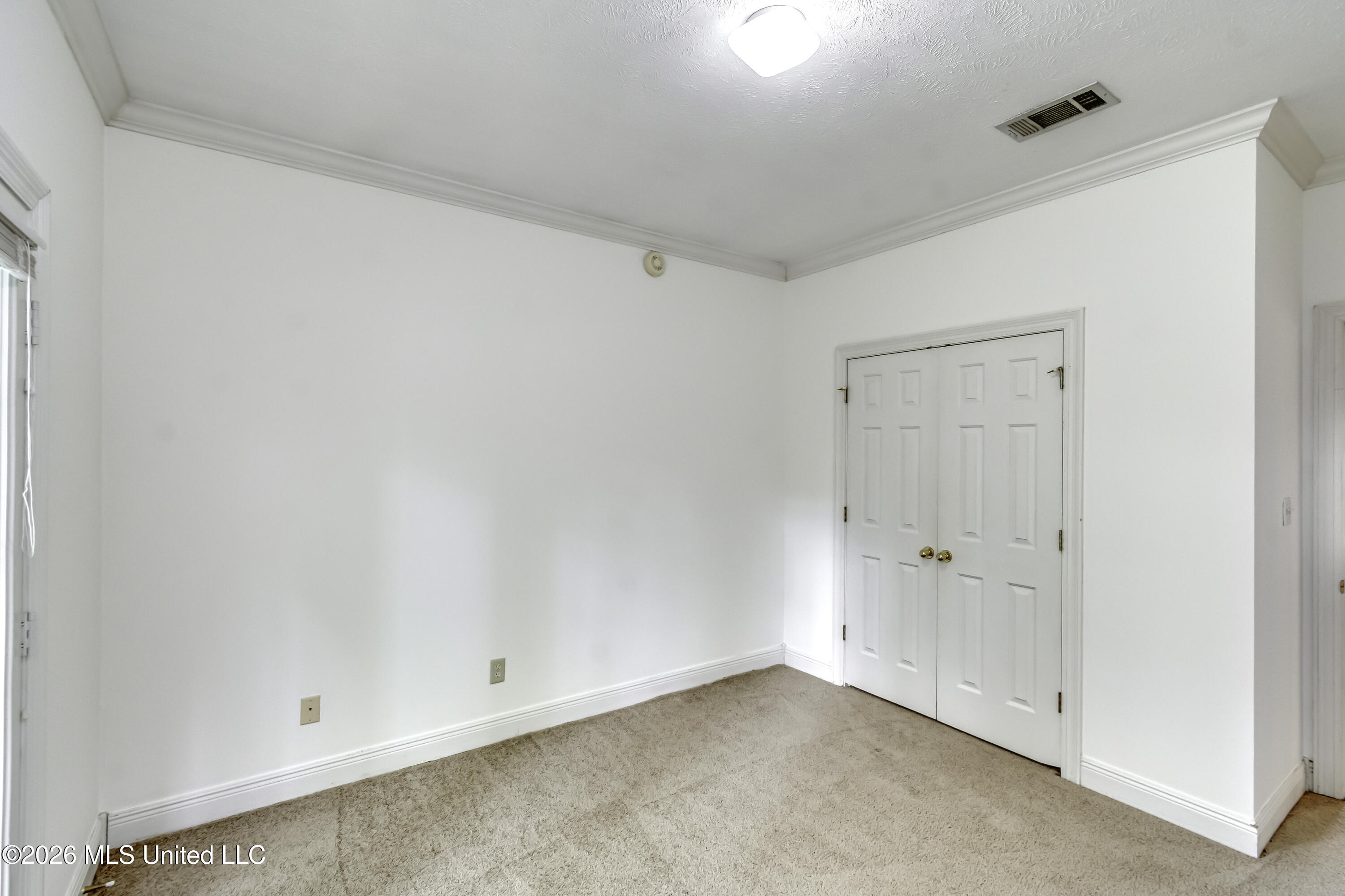 137 Whisper Lake Boulevard Property Photo 41
