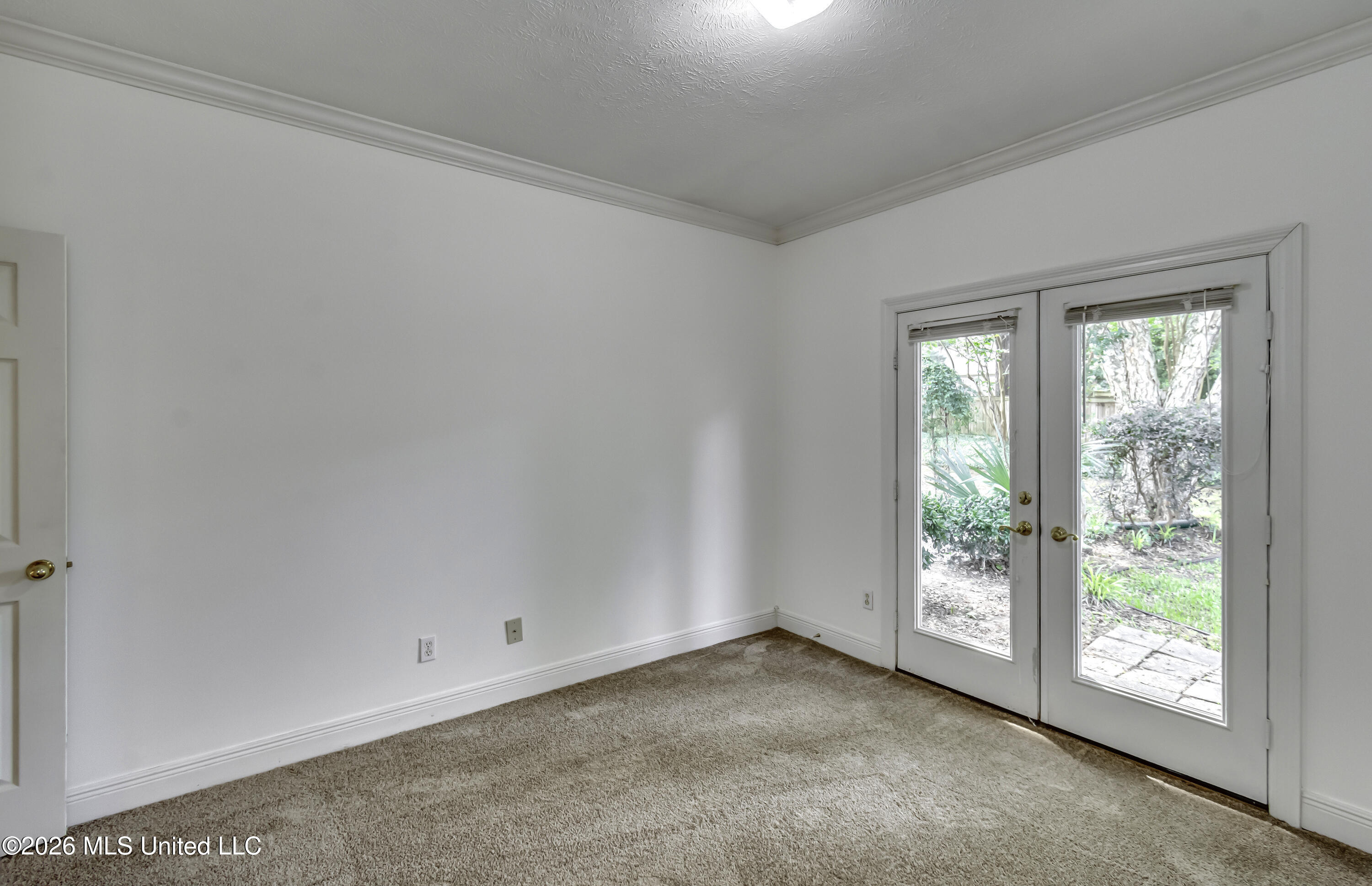 137 Whisper Lake Boulevard Property Photo 43