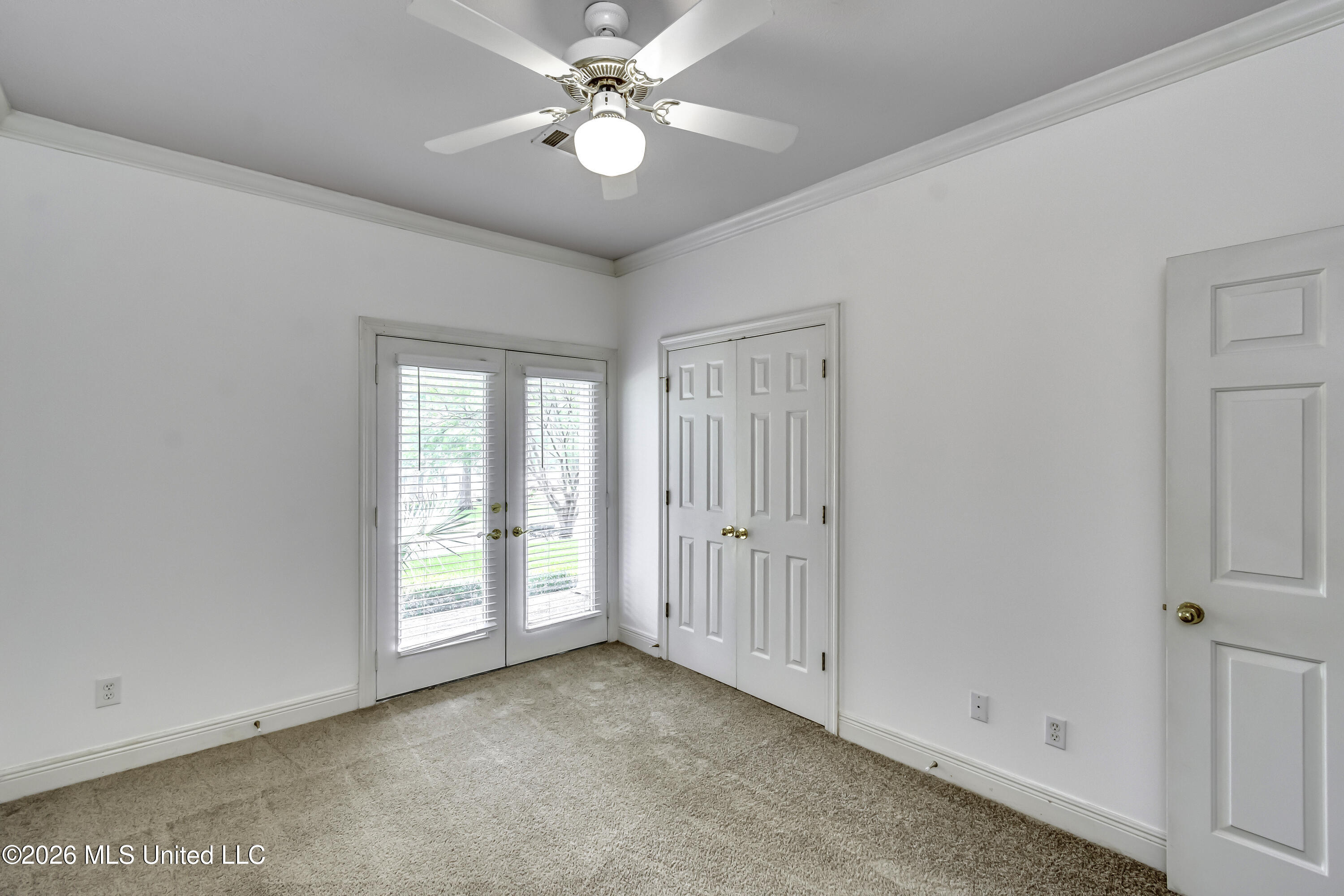 137 Whisper Lake Boulevard Property Photo 47