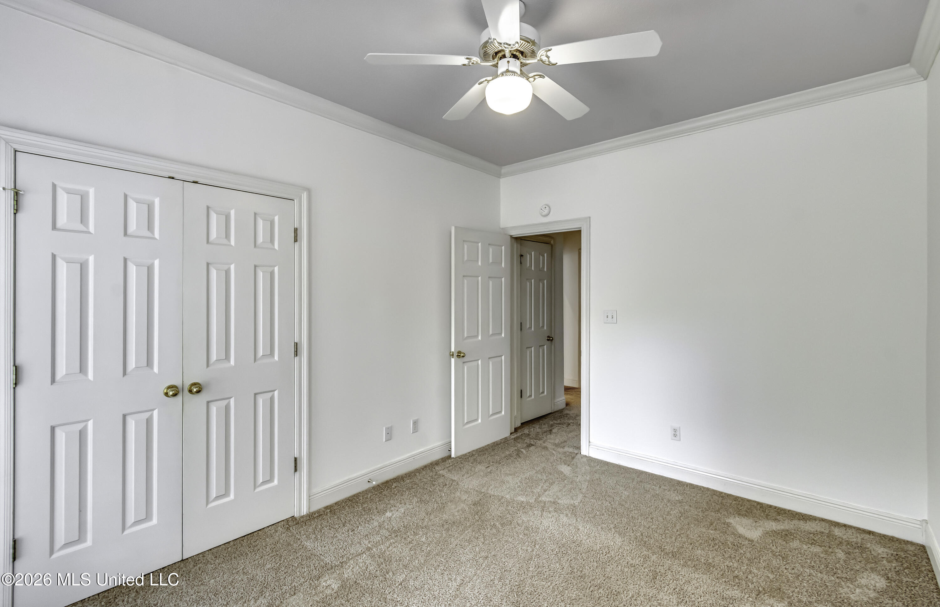 137 Whisper Lake Boulevard Property Photo 48