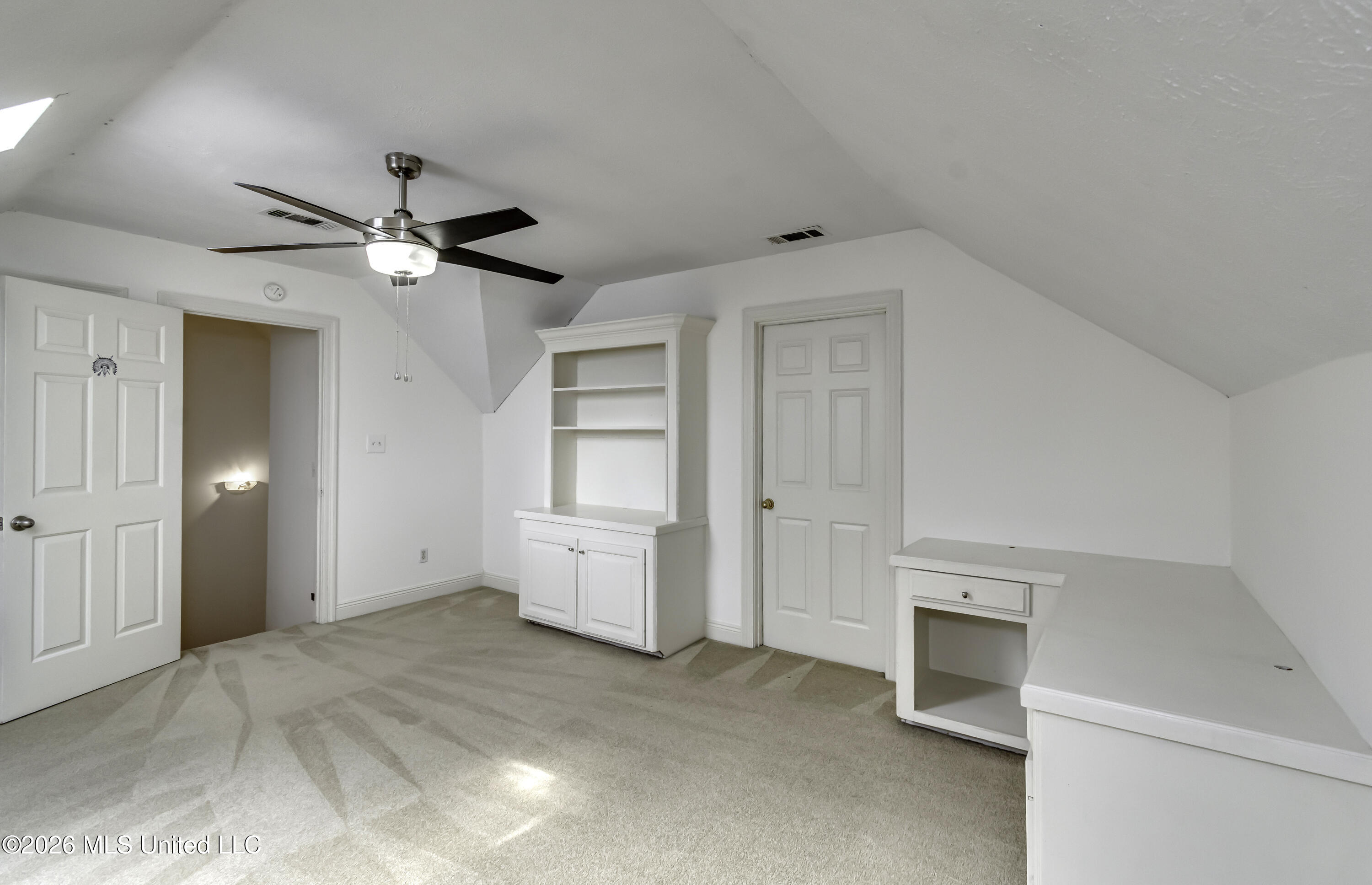 137 Whisper Lake Boulevard Property Photo 51