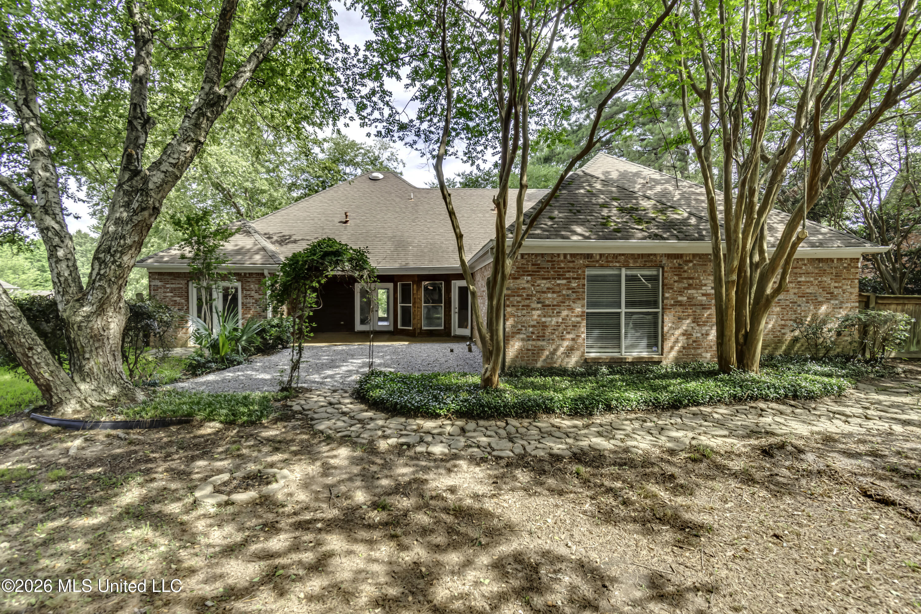 137 Whisper Lake Boulevard Property Photo 58