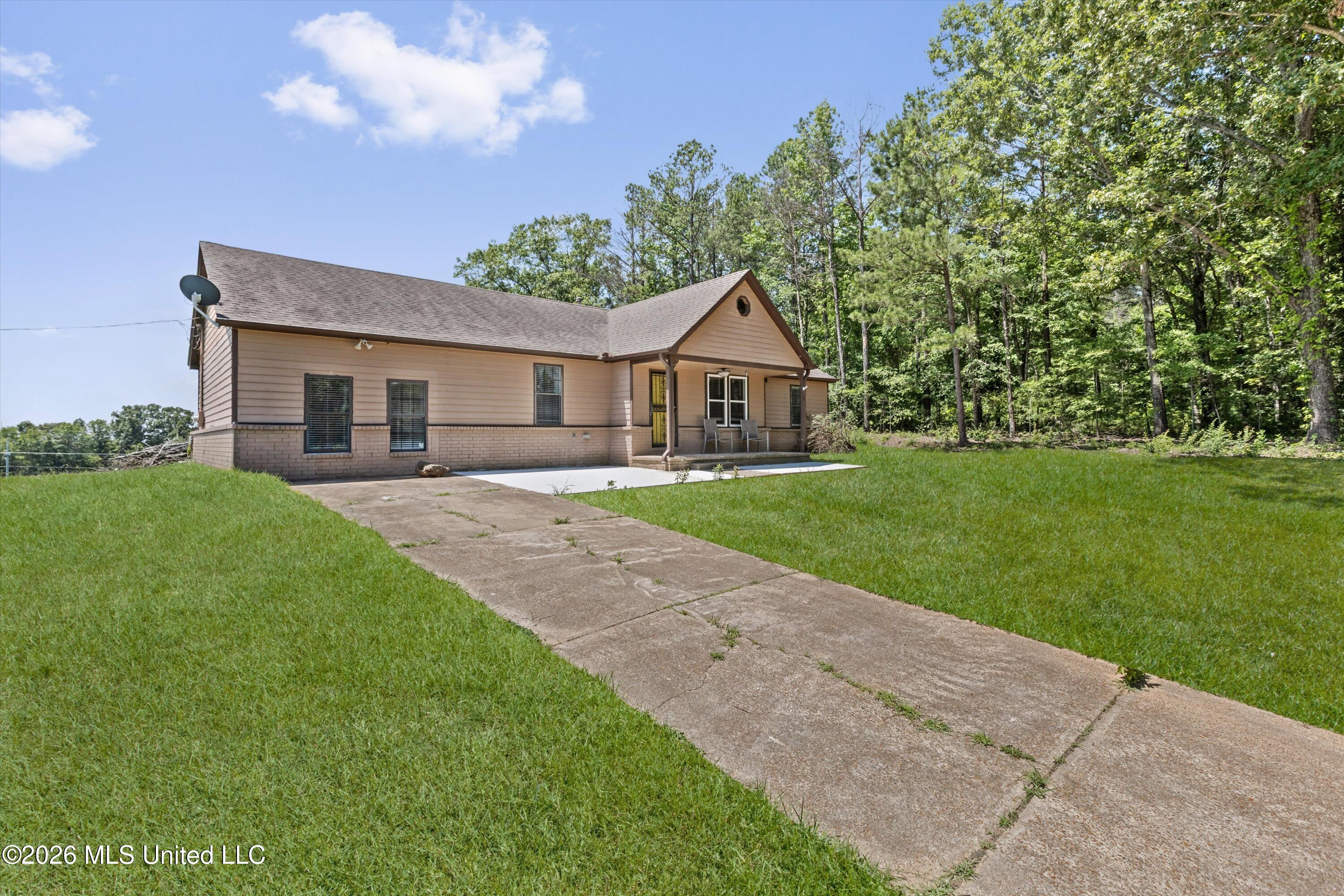 162 Forest Hill Road Property Photo 3