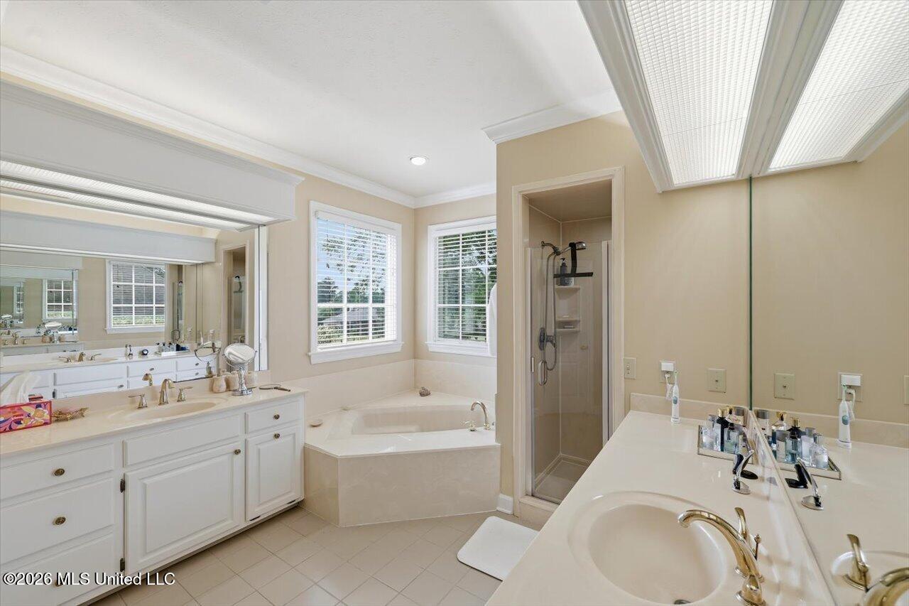 103 Woodlands Green Drive Property Photo 25