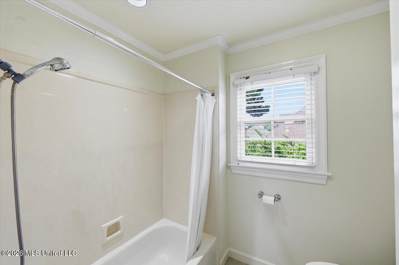 103 Woodlands Green Drive Property Photo 35