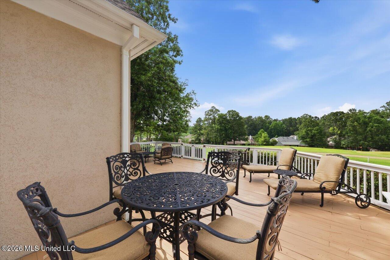 103 Woodlands Green Drive Property Photo 42