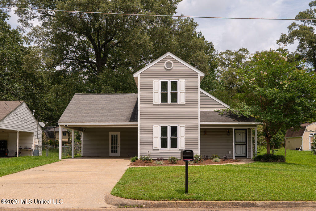 1814 Twin Pine Drive Property Photo 1
