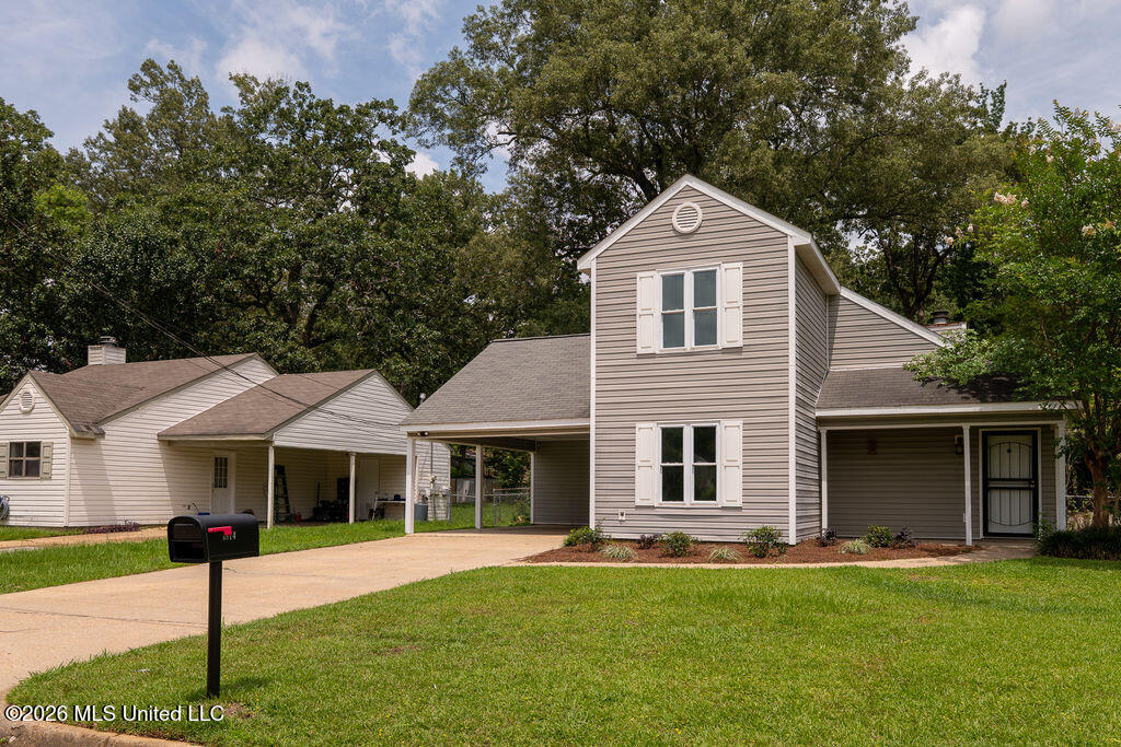 1814 Twin Pine Drive Property Photo 2