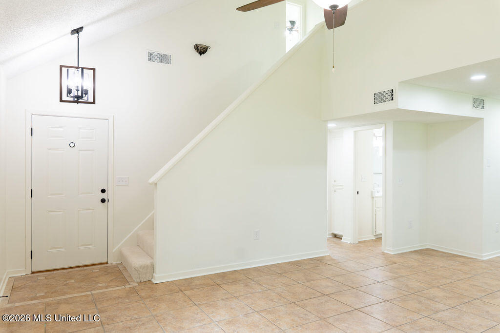 1814 Twin Pine Drive Property Photo 12
