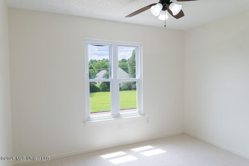 1814 Twin Pine Drive Property Photo 14