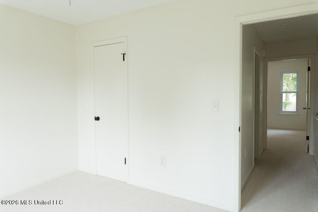 1814 Twin Pine Drive Property Photo 17