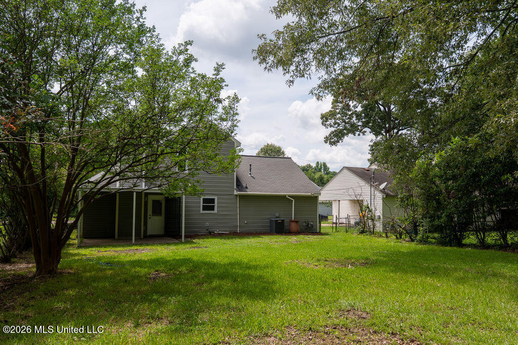 1814 Twin Pine Drive Property Photo 20
