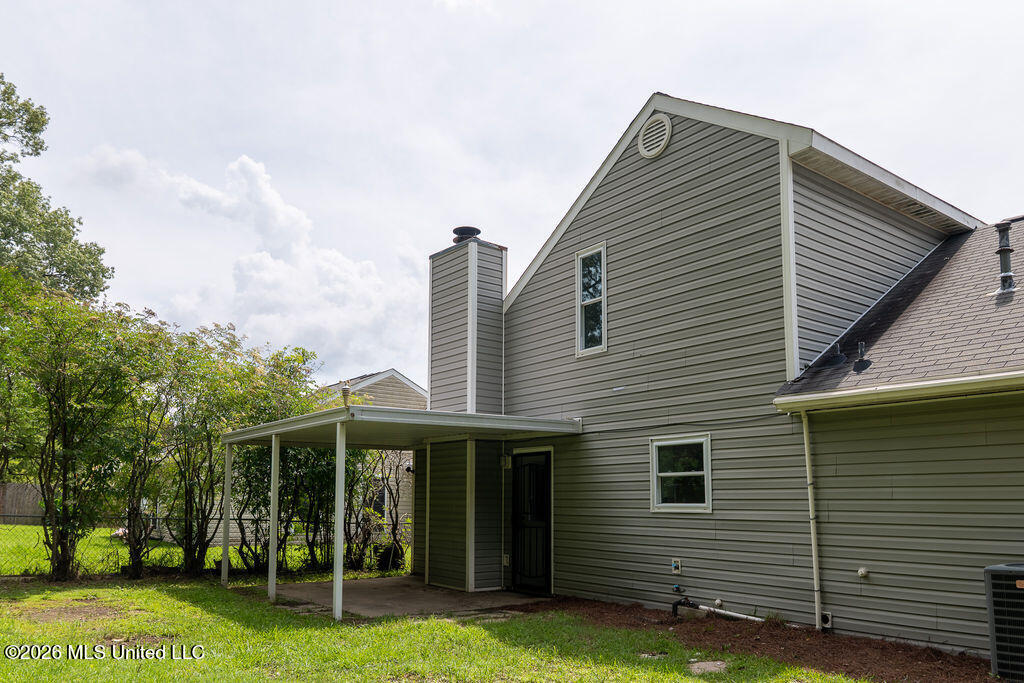 1814 Twin Pine Drive Property Photo 21
