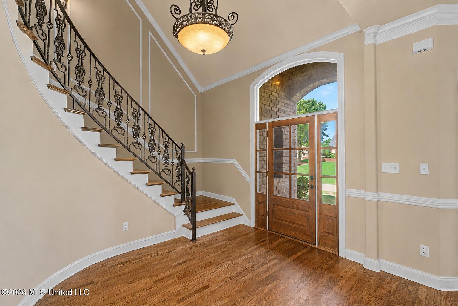 8465 Belmor Lakes Drive Property Photo 2