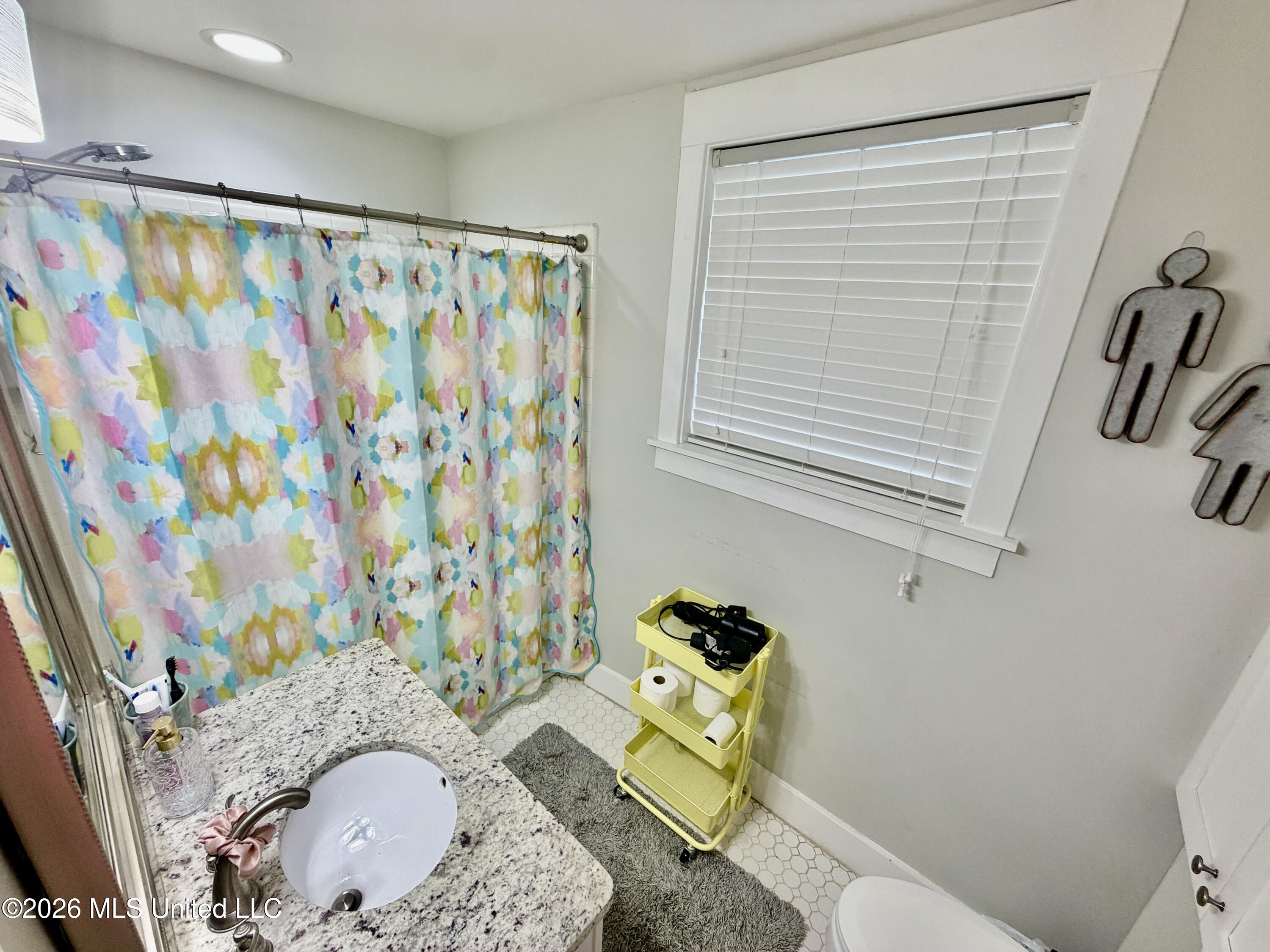601 N Deer Creek Drive Property Photo 6