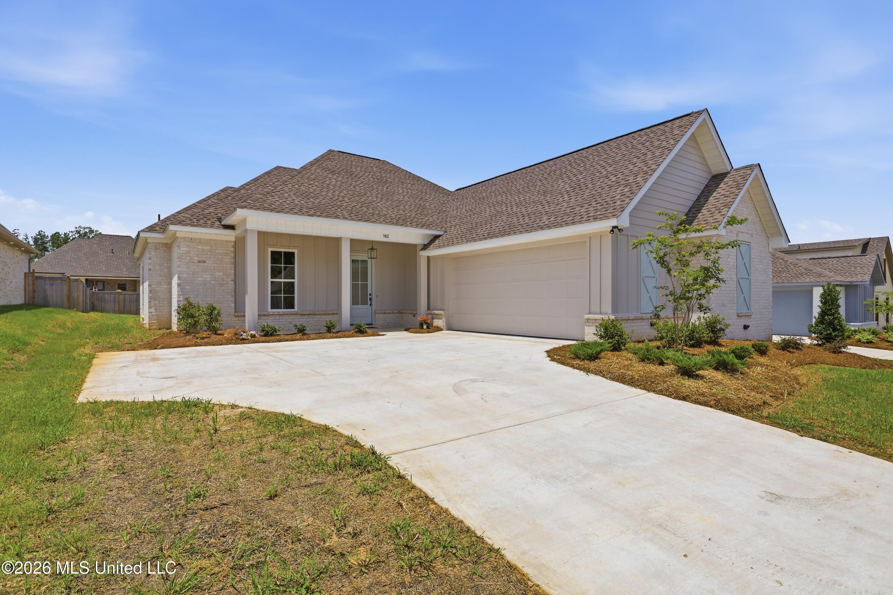 162 Bronson Bend Property Photo 1