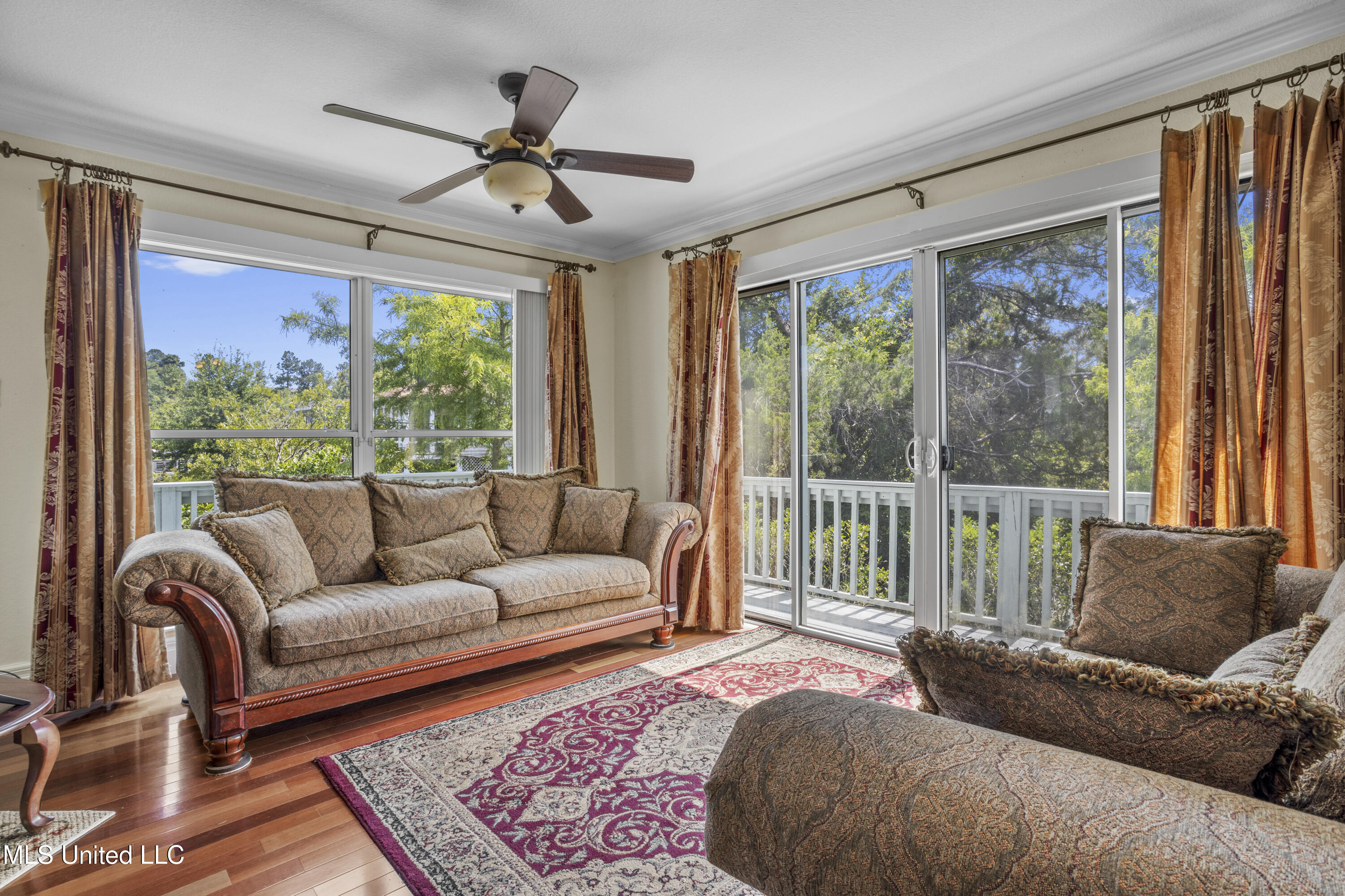 420 Caribe Place Property Photo 9