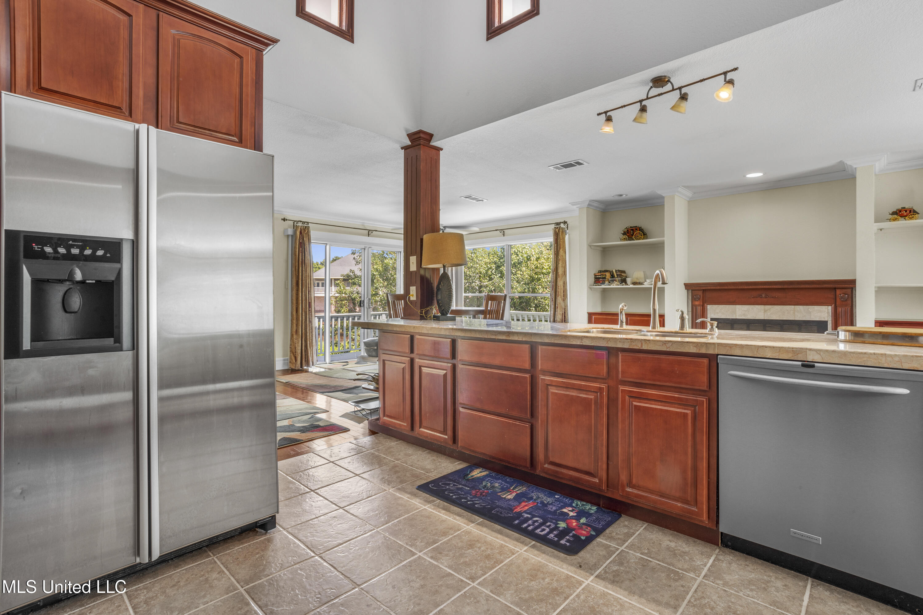 420 Caribe Place Property Photo 18