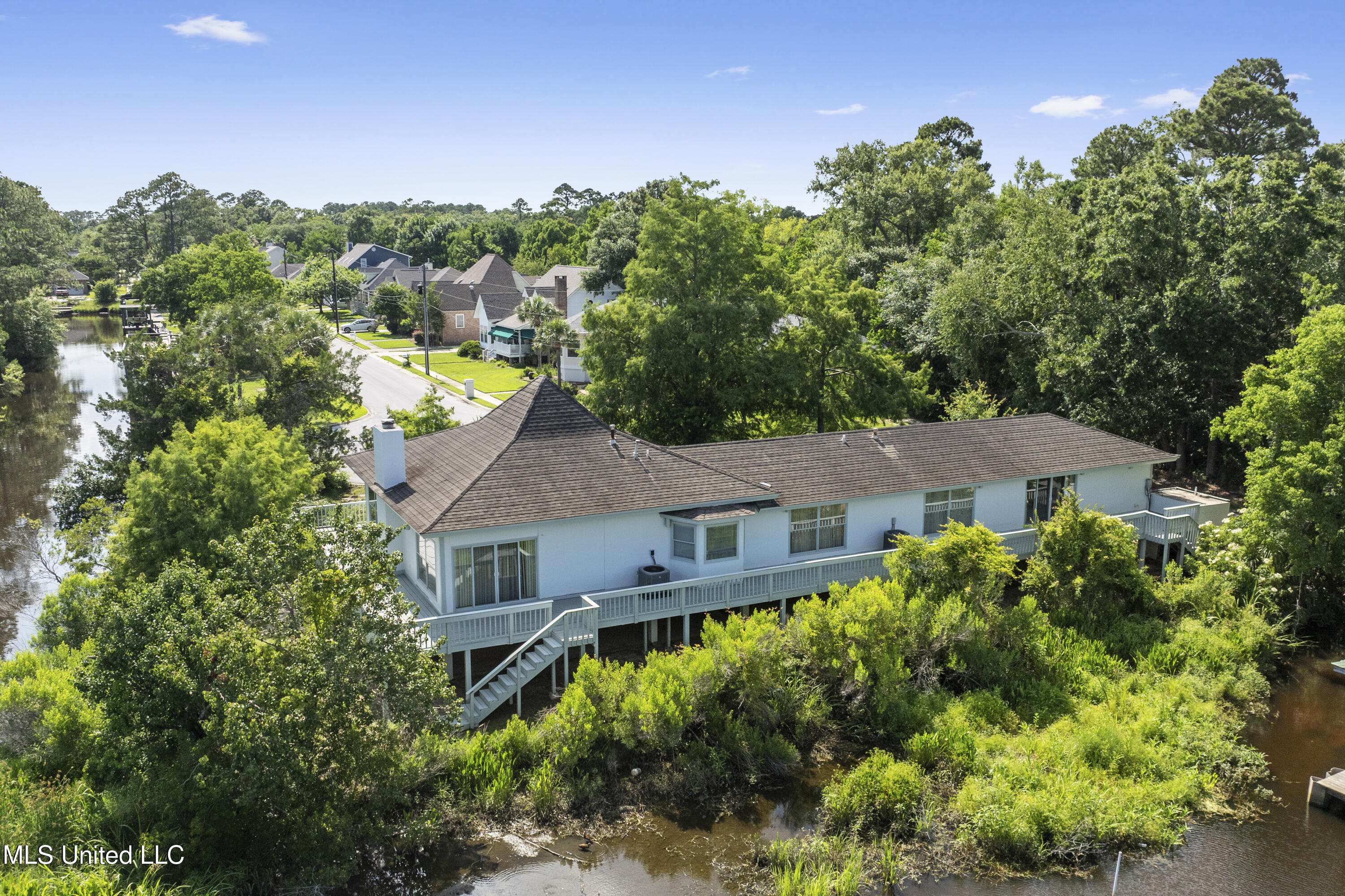420 Caribe Place Property Photo 41