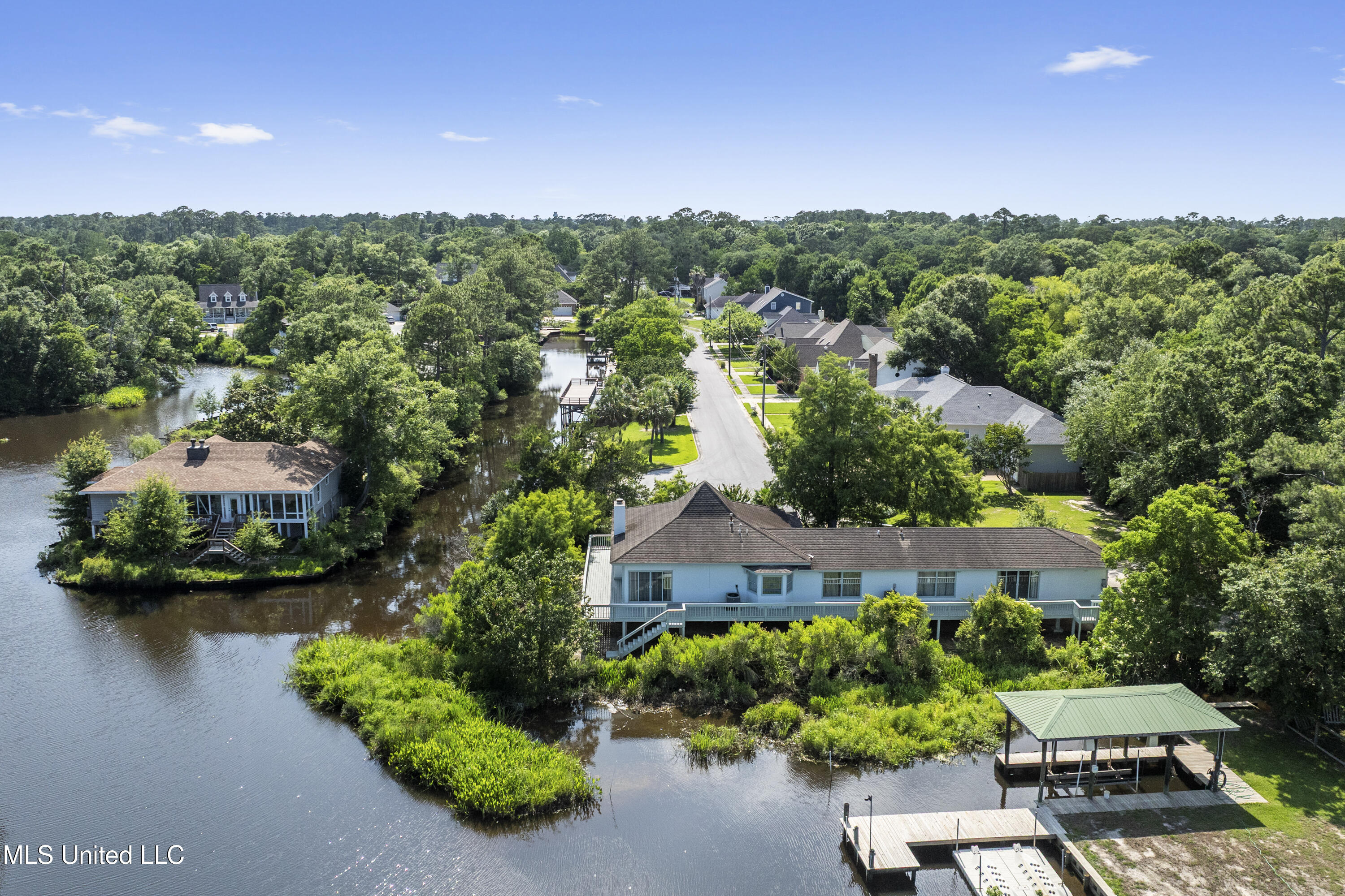 420 Caribe Place Property Photo 44