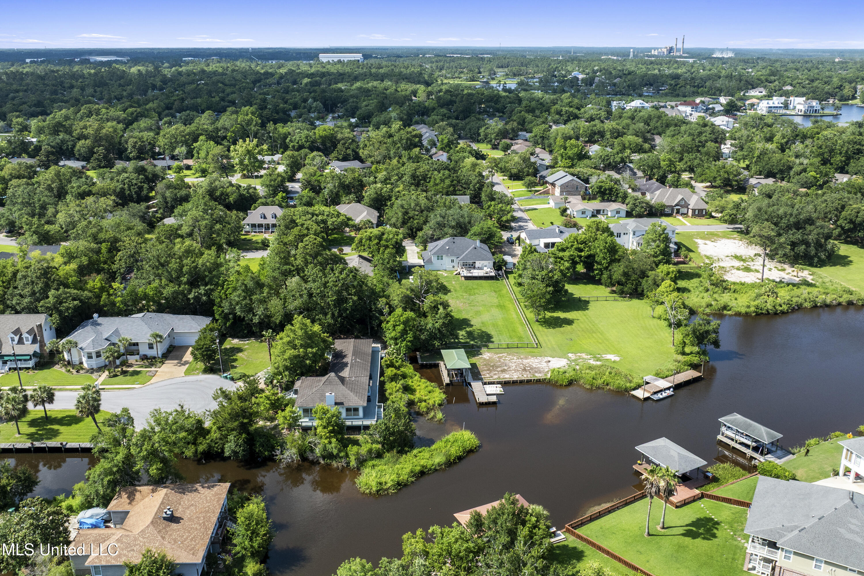 420 Caribe Place Property Photo 48
